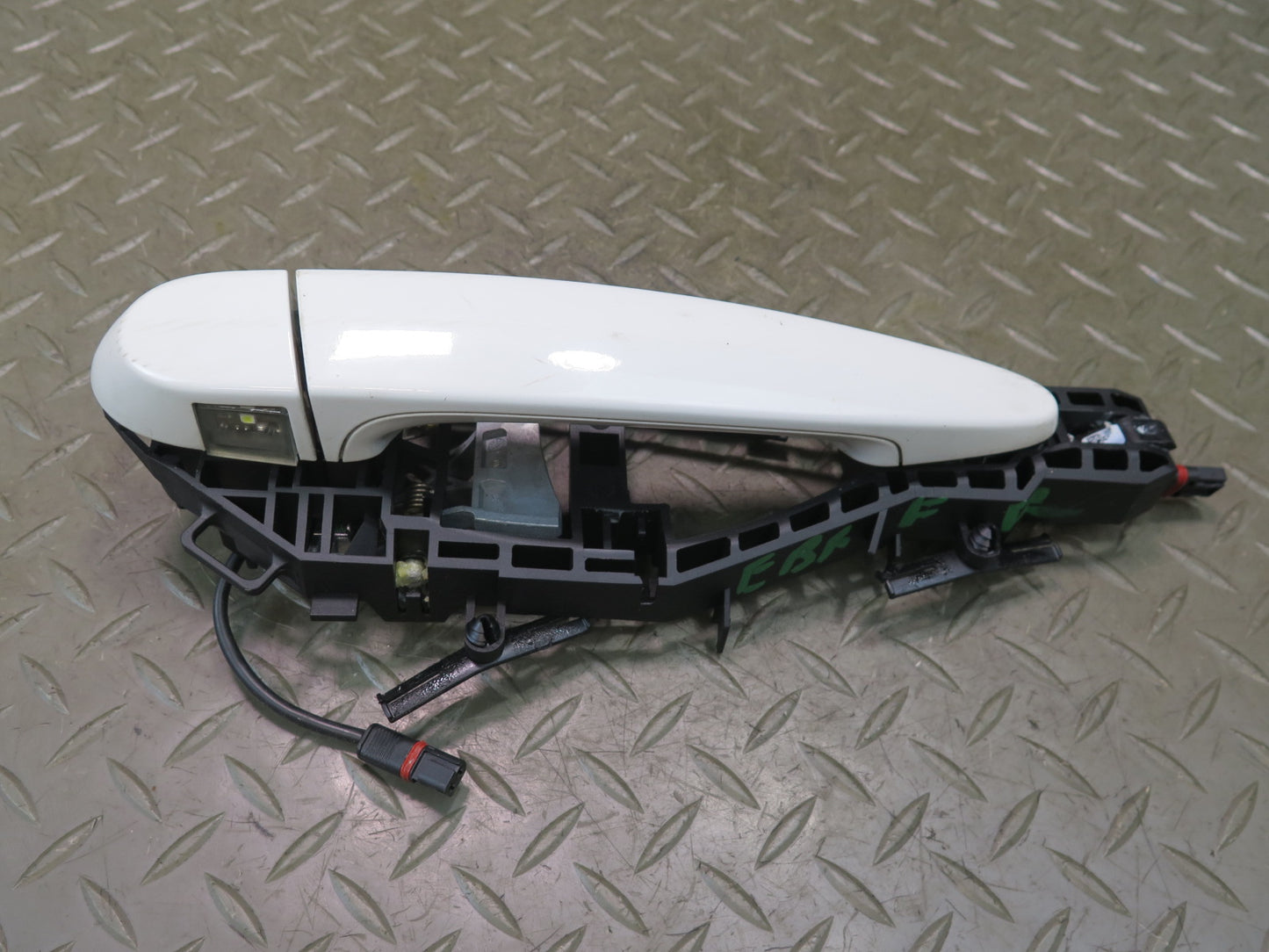 2015-2020 BMW F32 F33 F82 F83 M4 Right Door Exterior Comfort Access Handle