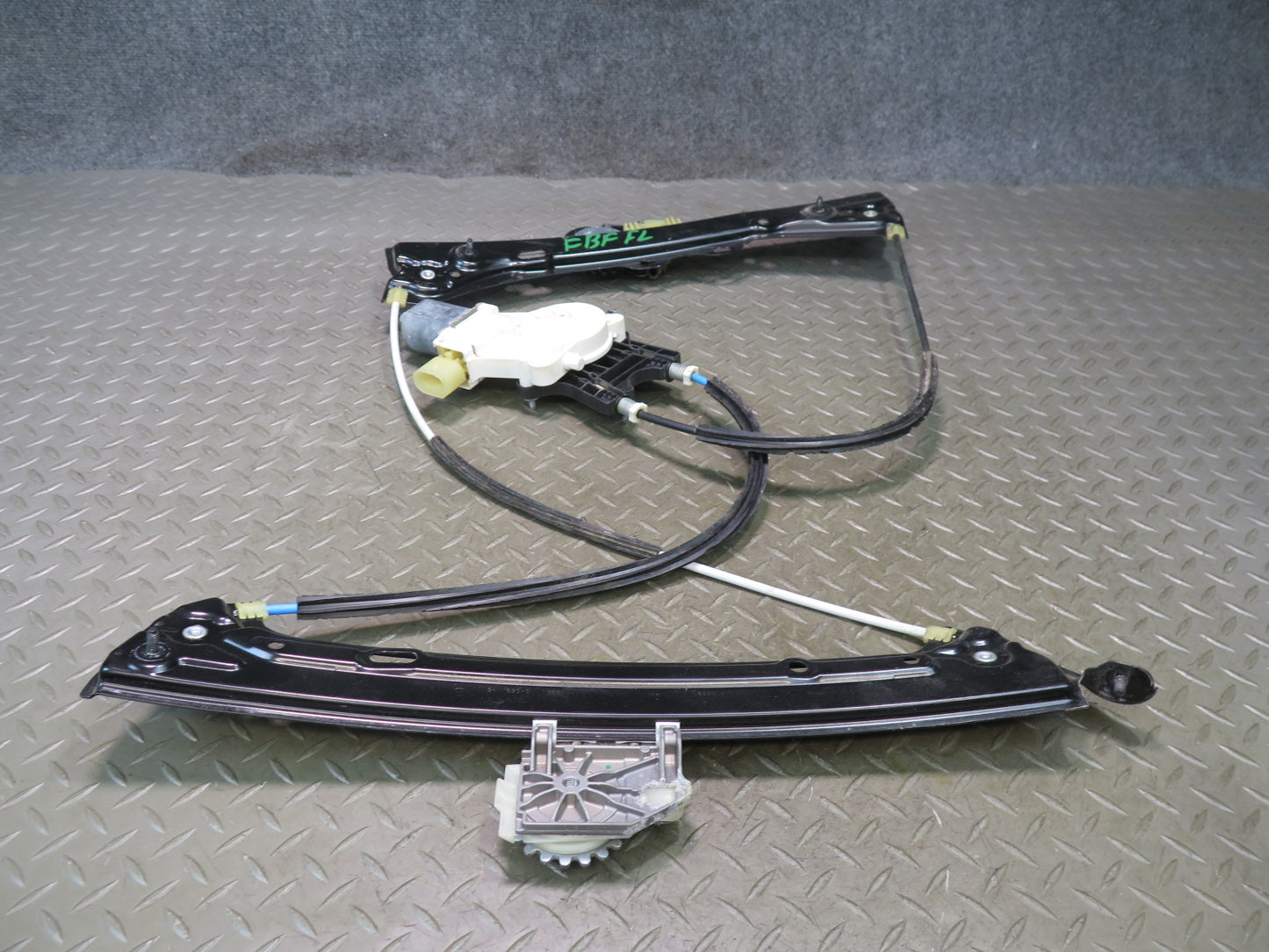 2015-2020 BMW F32 F33 F82 F83 M4 Left Door Window Regulator w Motor 7352747