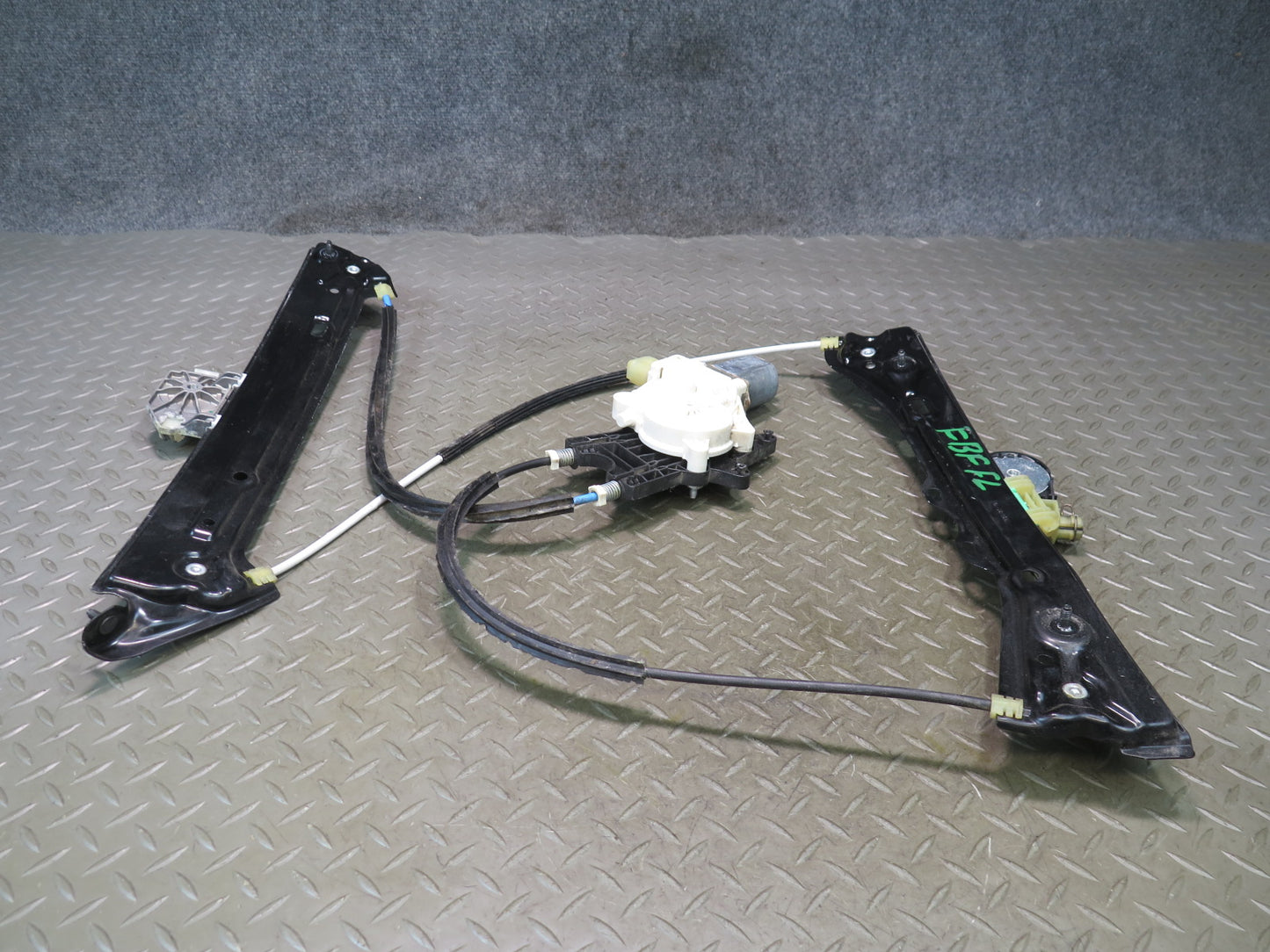 2015-2020 BMW F32 F33 F82 F83 M4 Left Door Window Regulator w Motor 7352747
