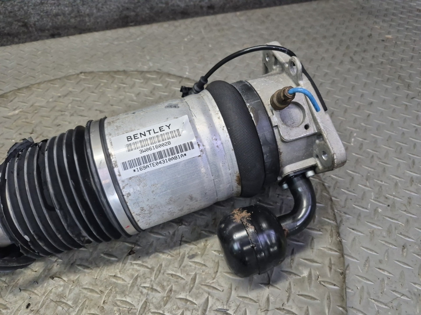 03-10 Bentley Continental GT Rear Right Air Spring Shock Strut Absorber