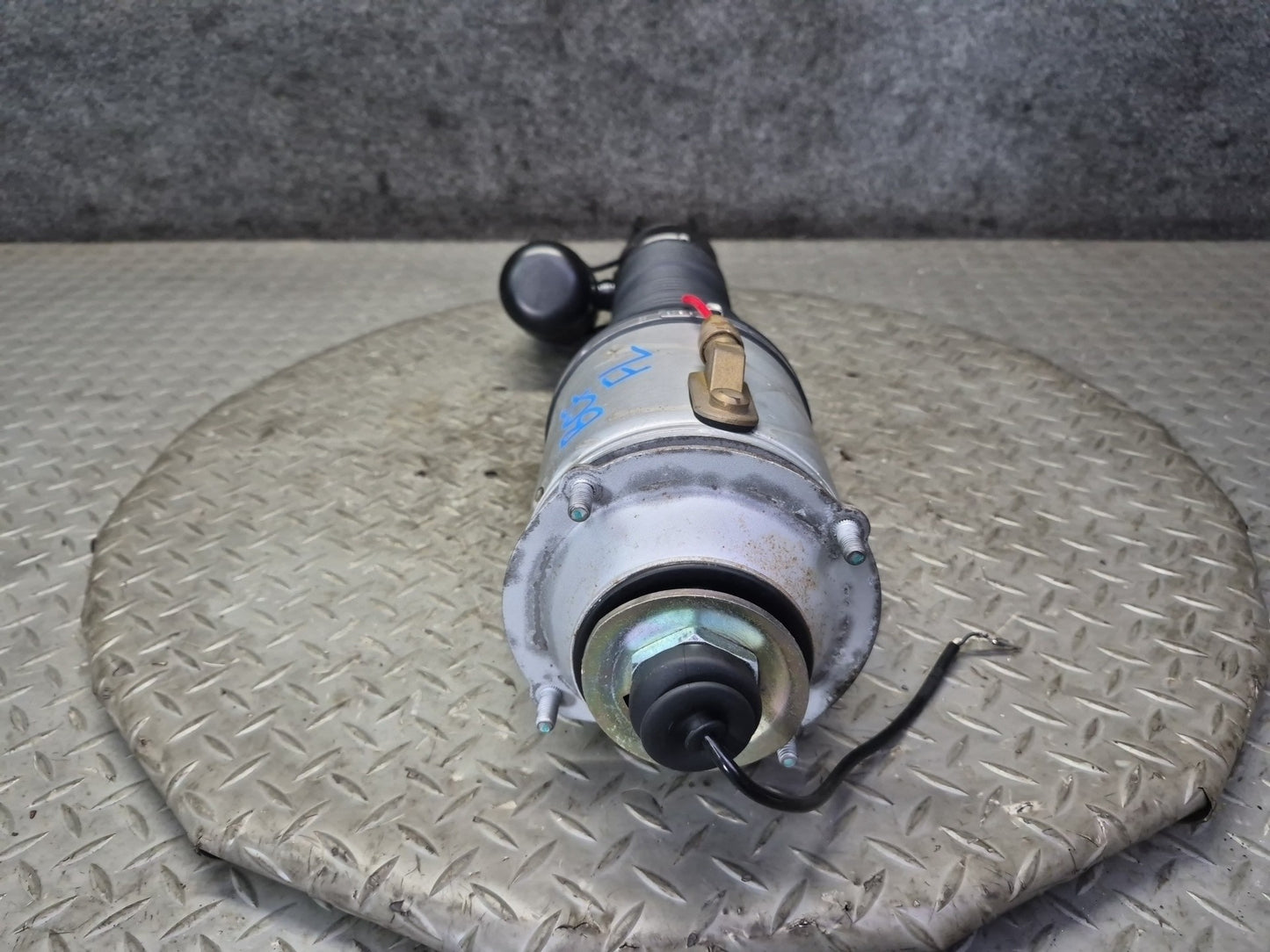 03-10 Bentley Continental GT Front Left Air Spring Shock Strut Absorber