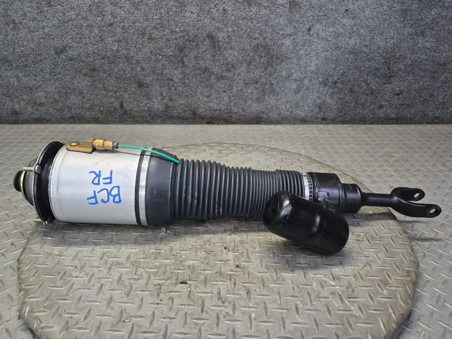 03-10 Bentley Continental GT Front Right Air Spring Shock Strut Absorber