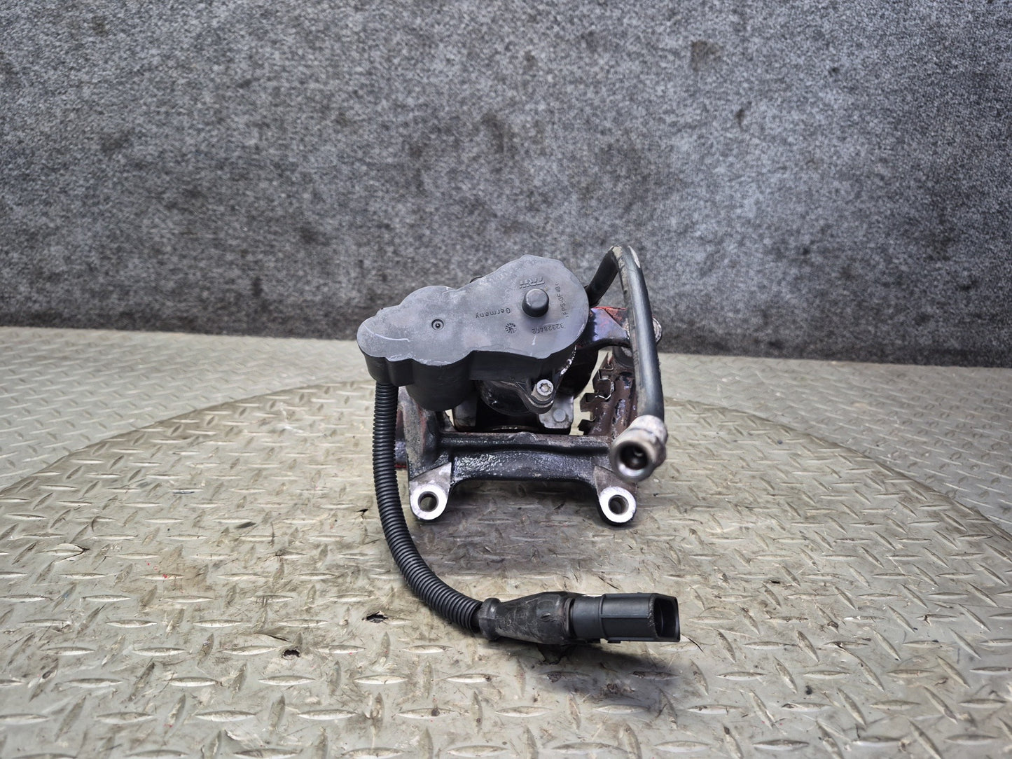 03-10 Bentley Continental GT AWD Rear Left & Right Brake Caliper Set of 2 49K