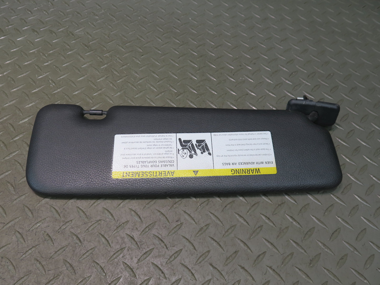 2015-2020 BMW F33 F83 M4 Convertible Set of 2 Front Left & Right Sun Visor Black