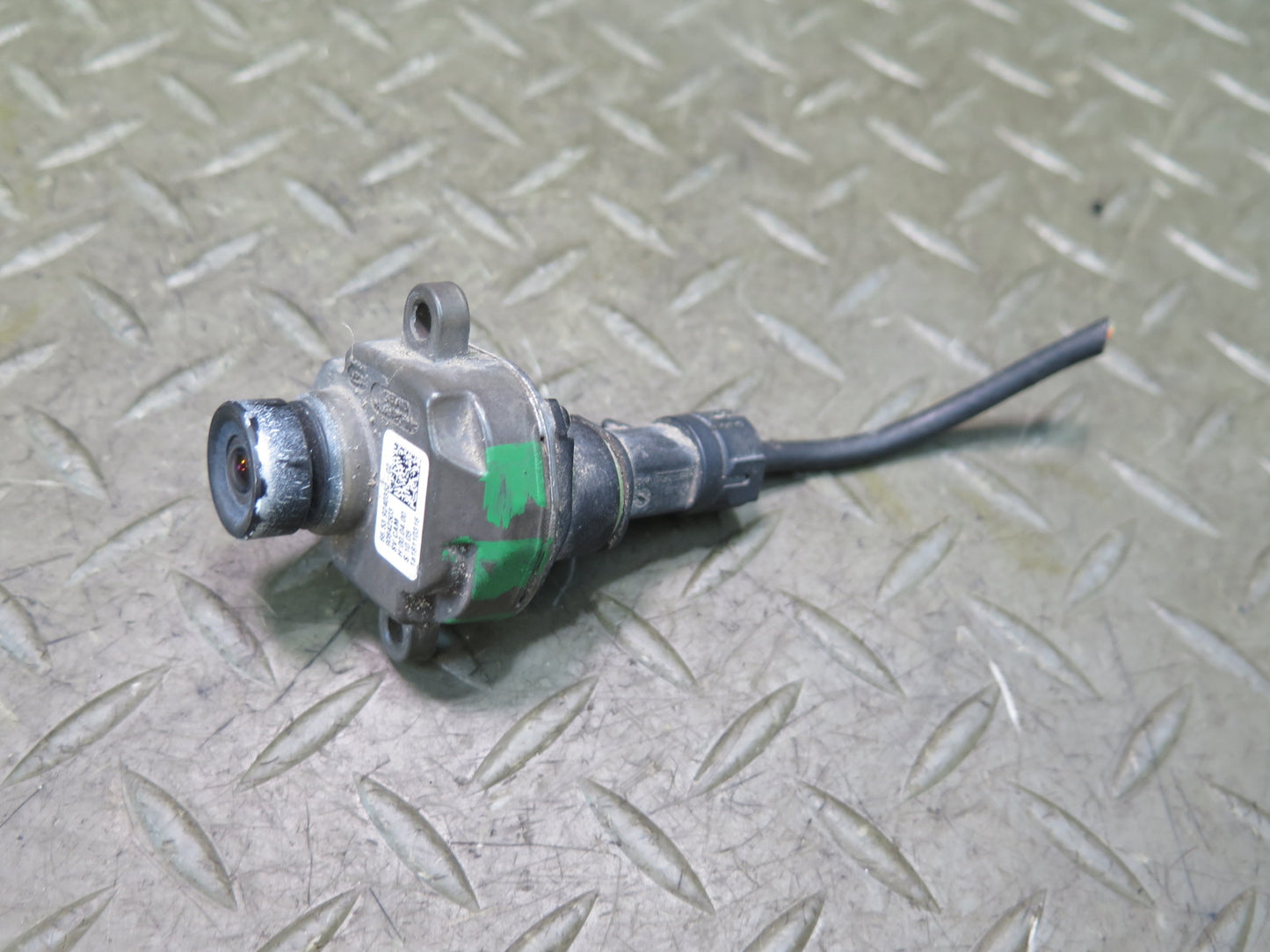 2015-2020 BMW F32 F33 F82 F83 M4 Front Bumper Side View Camera 9240352