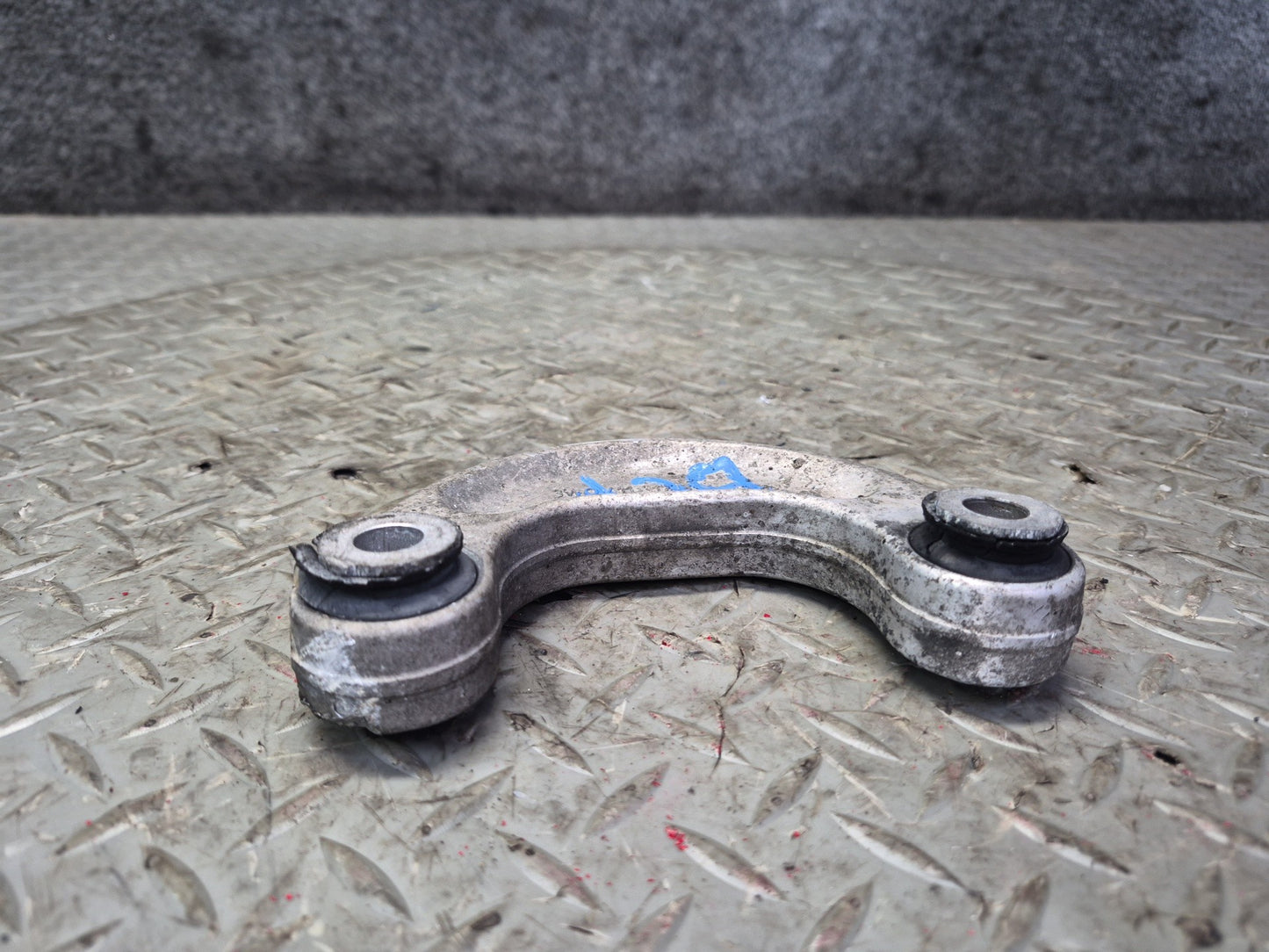 03-10 Bentley Continental GT AWD Front Left & Right Sway Bar Link Set of 2