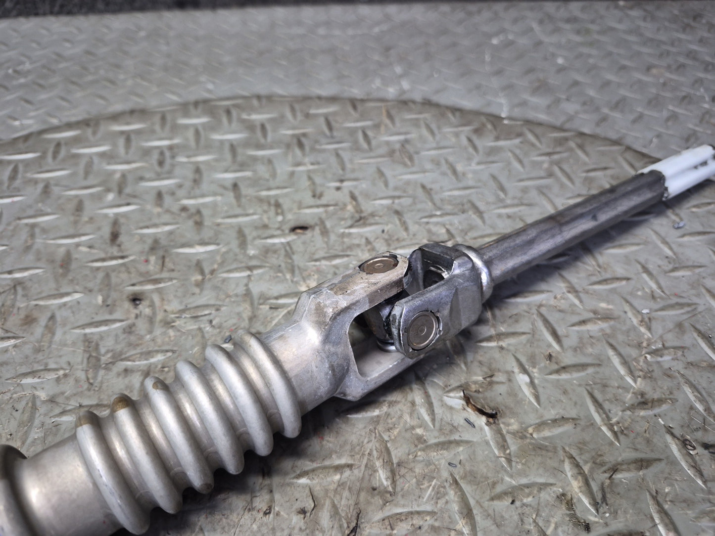 03-10 Bentley Continental GT Steering Column Intermediate Lower Linkage Shaft