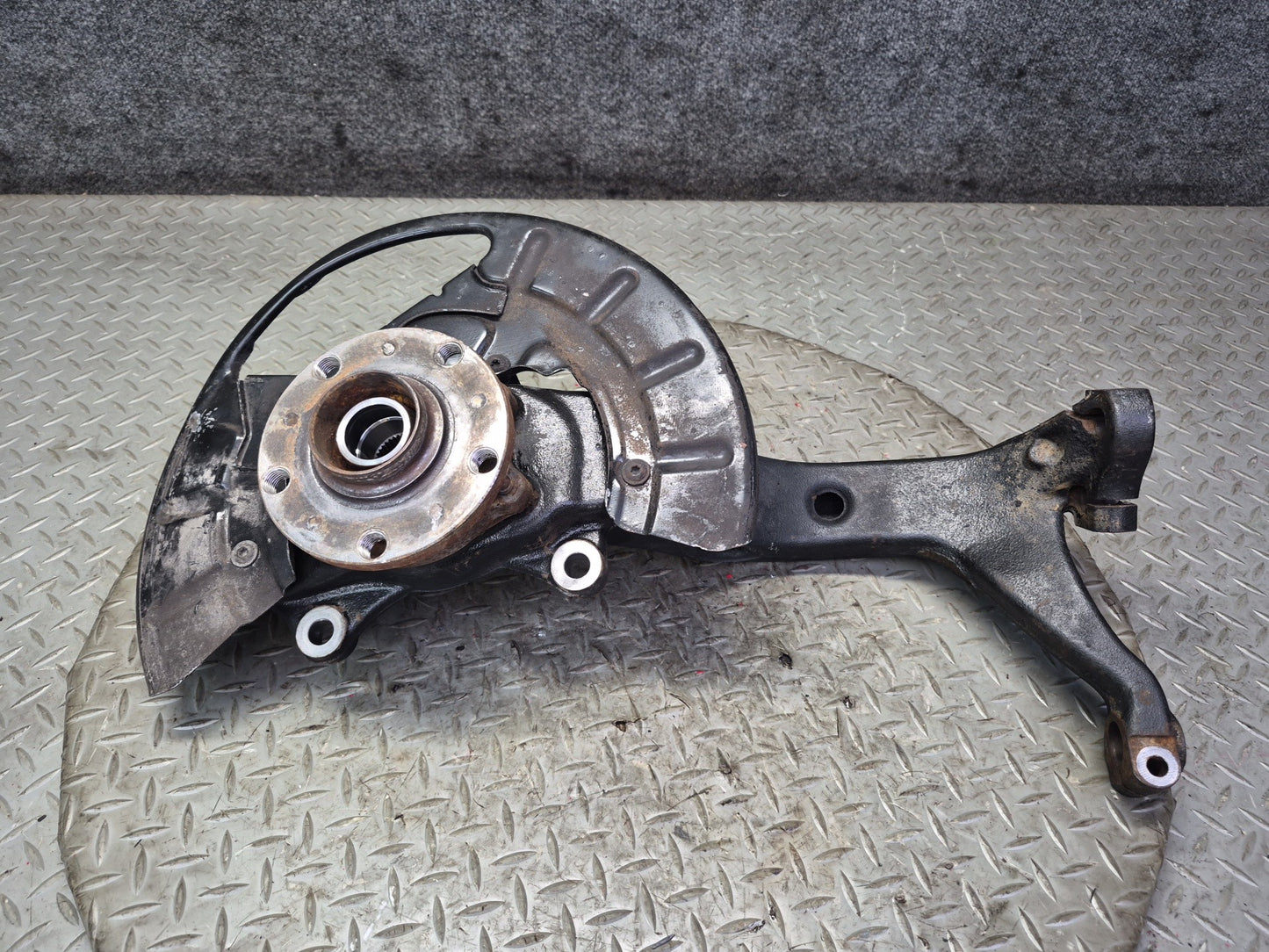 03-10 Bentley Continental GT AWD Front Left Spindle Knuckle Wheel Hub Bearing