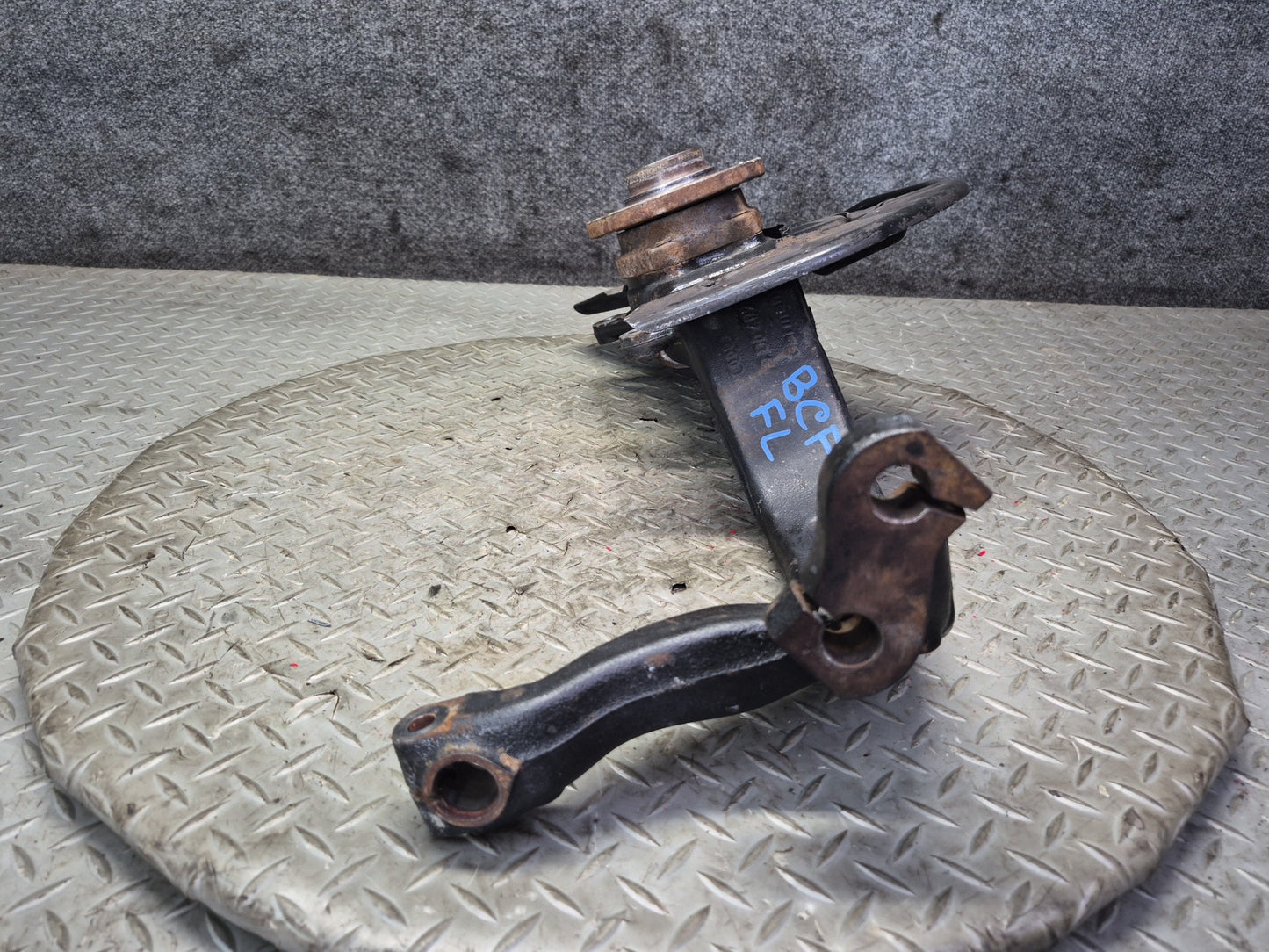 03-10 Bentley Continental GT AWD Front Left Spindle Knuckle Wheel Hub Bearing