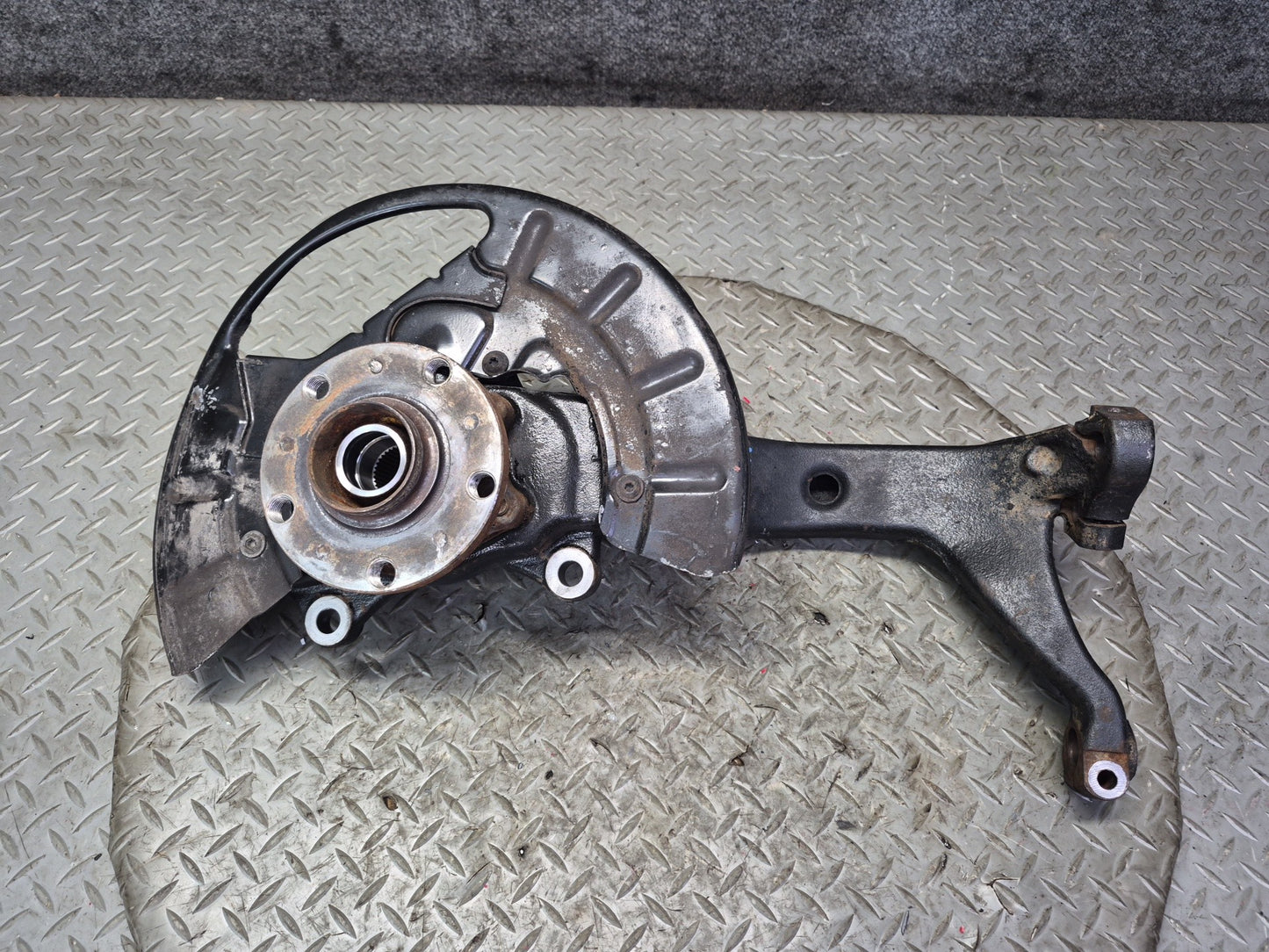 03-10 Bentley Continental GT AWD Front Left Spindle Knuckle Wheel Hub Bearing