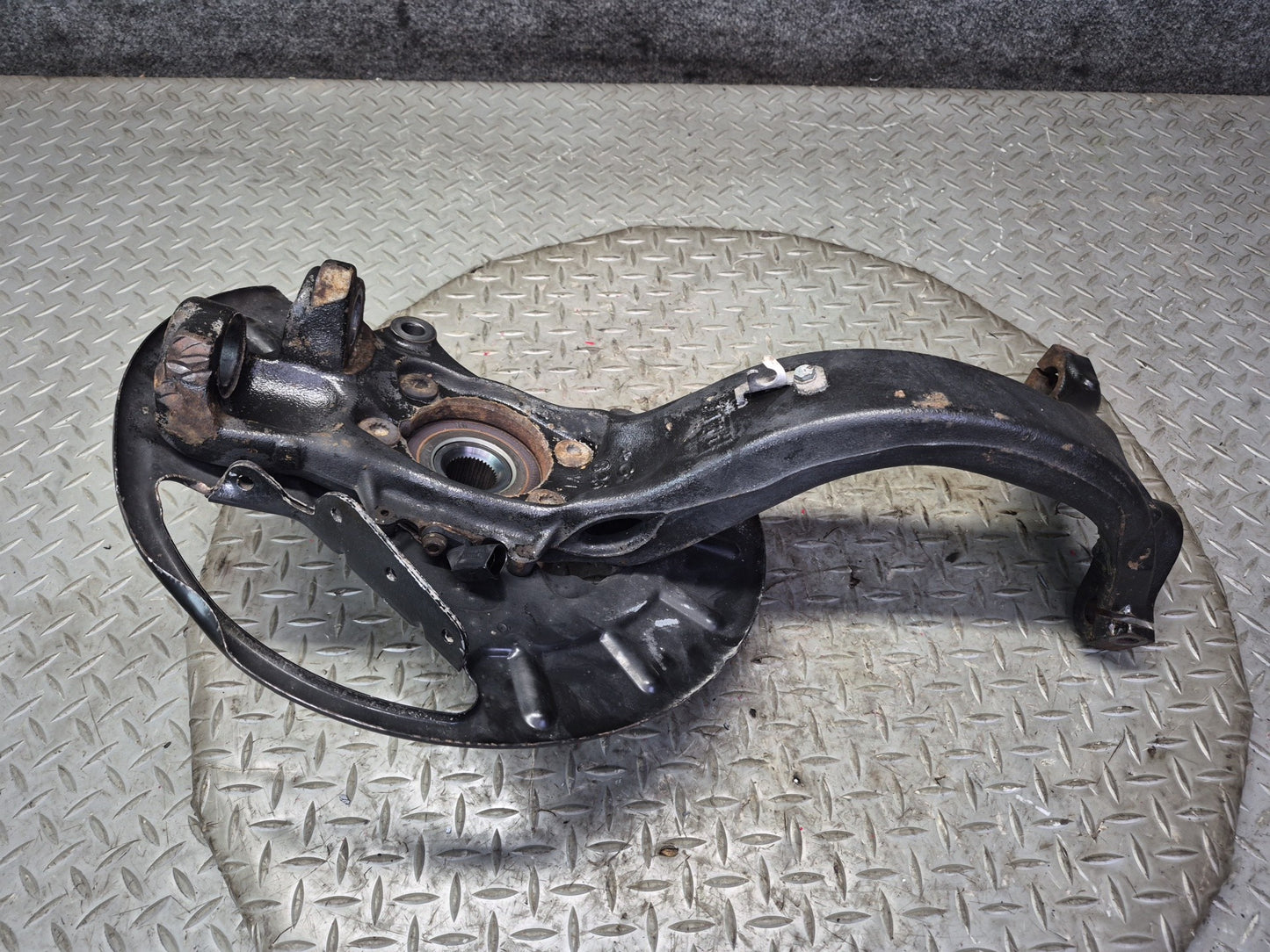 03-10 Bentley Continental GT AWD Front Left Spindle Knuckle Wheel Hub Bearing