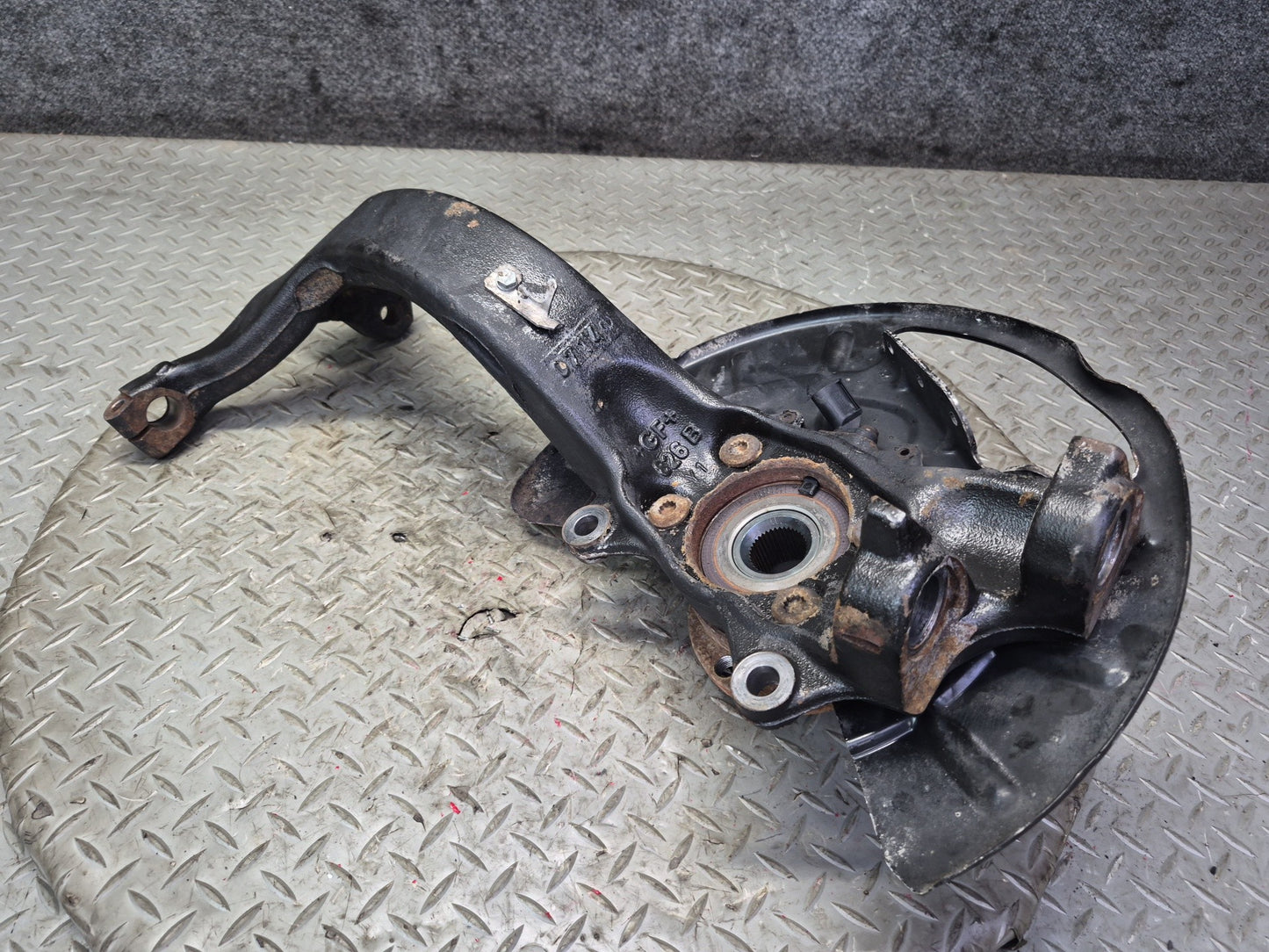03-10 Bentley Continental GT AWD Front Left Spindle Knuckle Wheel Hub Bearing