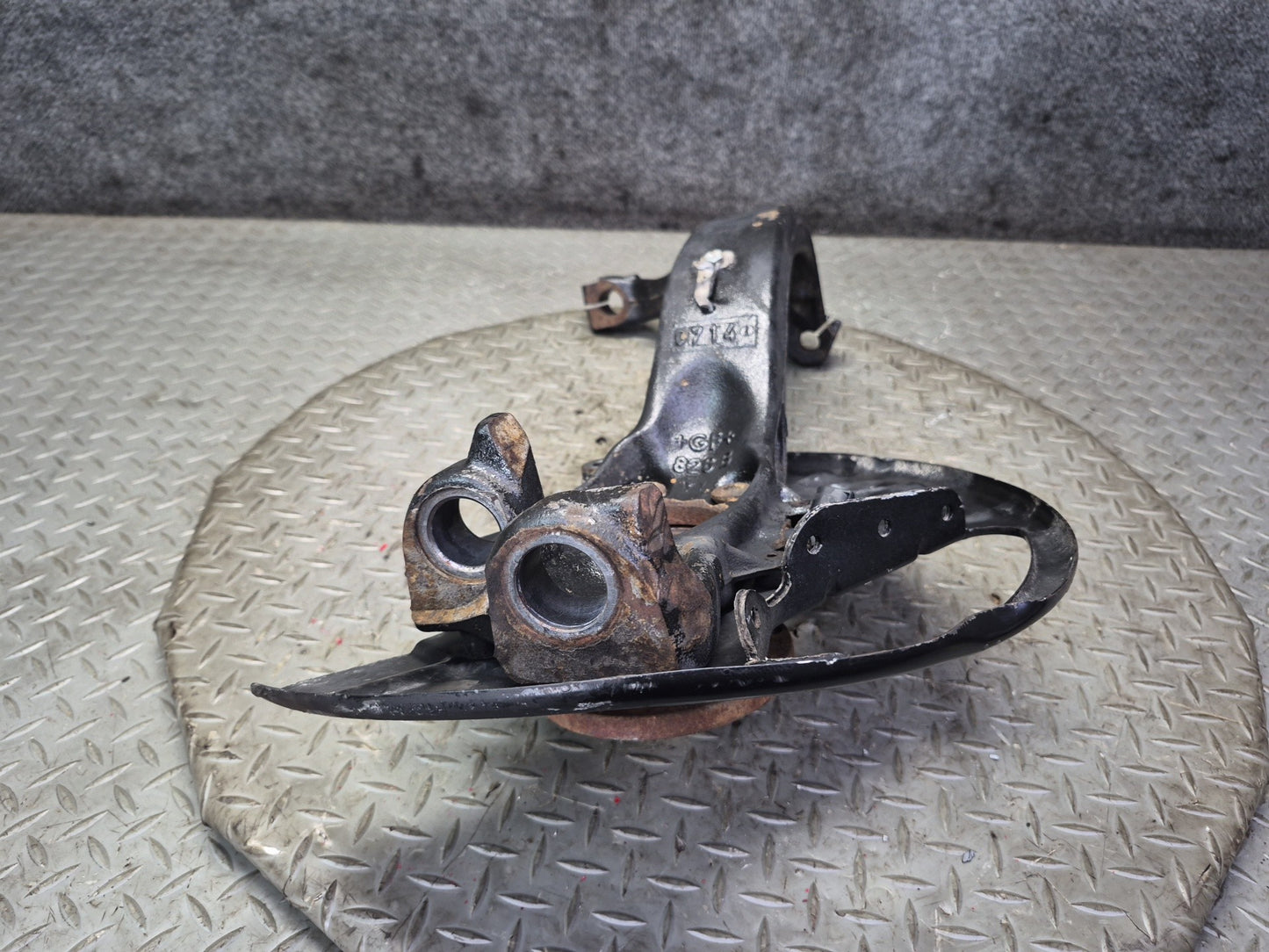 03-10 Bentley Continental GT AWD Front Left Spindle Knuckle Wheel Hub Bearing