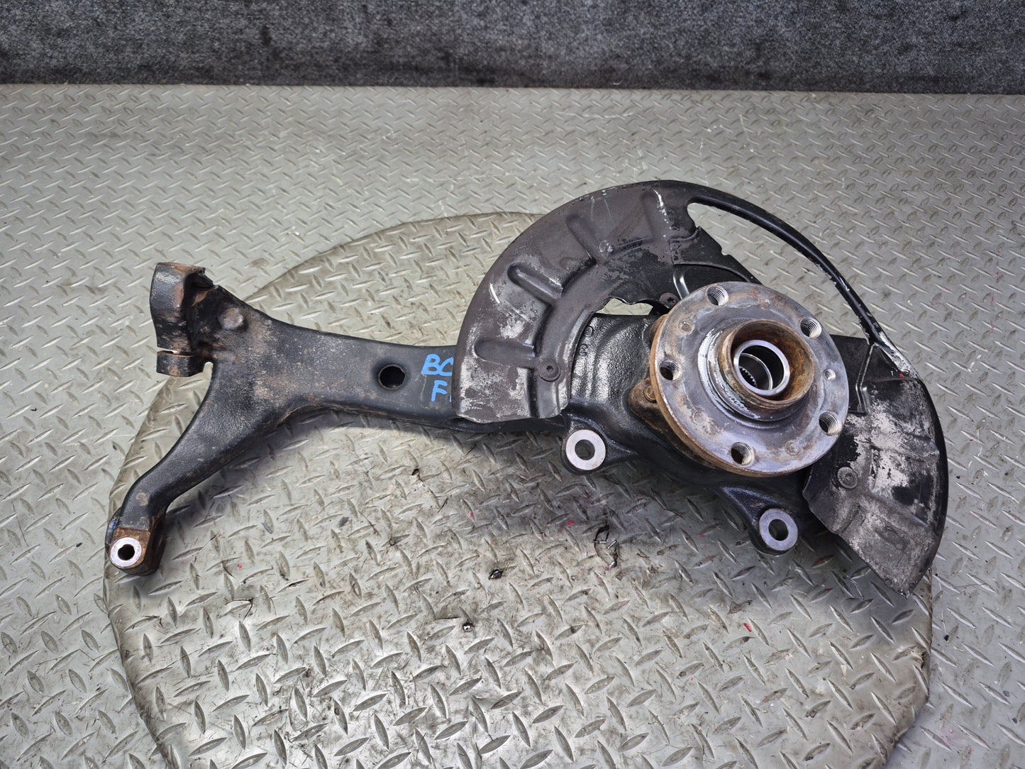 03-10 Bentley Continental GT AWD Front Right Spindle Knuckle Wheel Hub Bearing