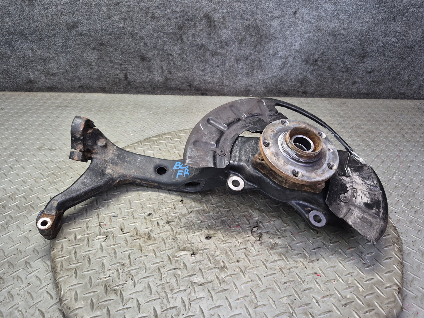 03-10 Bentley Continental GT AWD Front Right Spindle Knuckle Wheel Hub Bearing