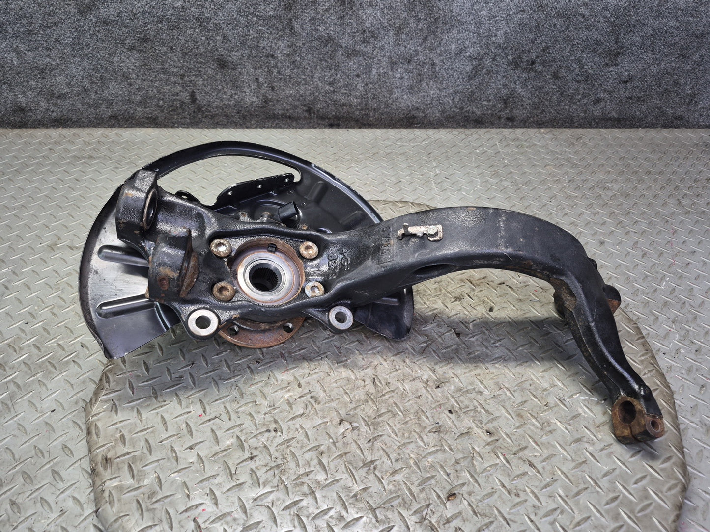 03-10 Bentley Continental GT AWD Front Right Spindle Knuckle Wheel Hub Bearing