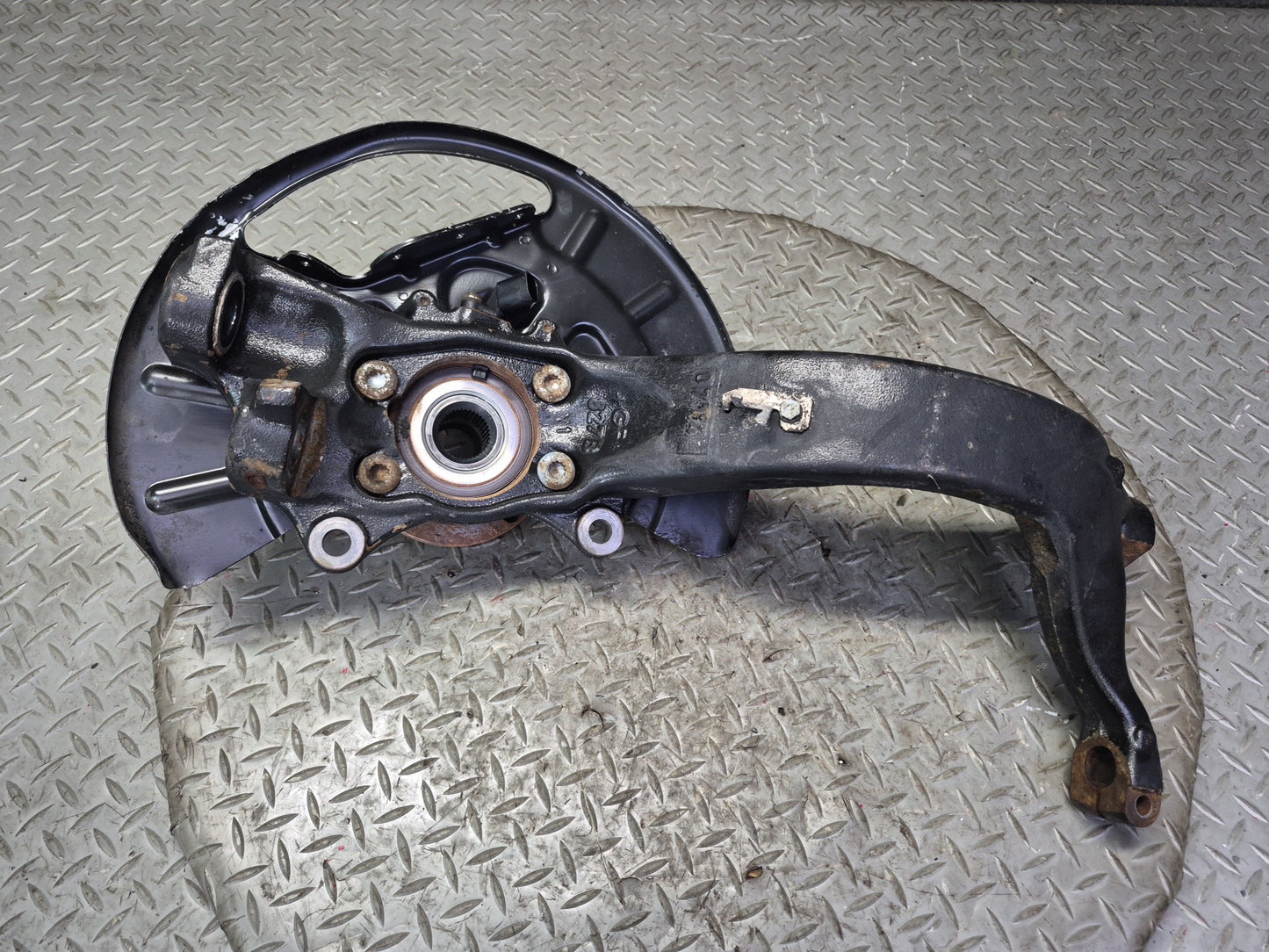 03-10 Bentley Continental GT AWD Front Right Spindle Knuckle Wheel Hub Bearing