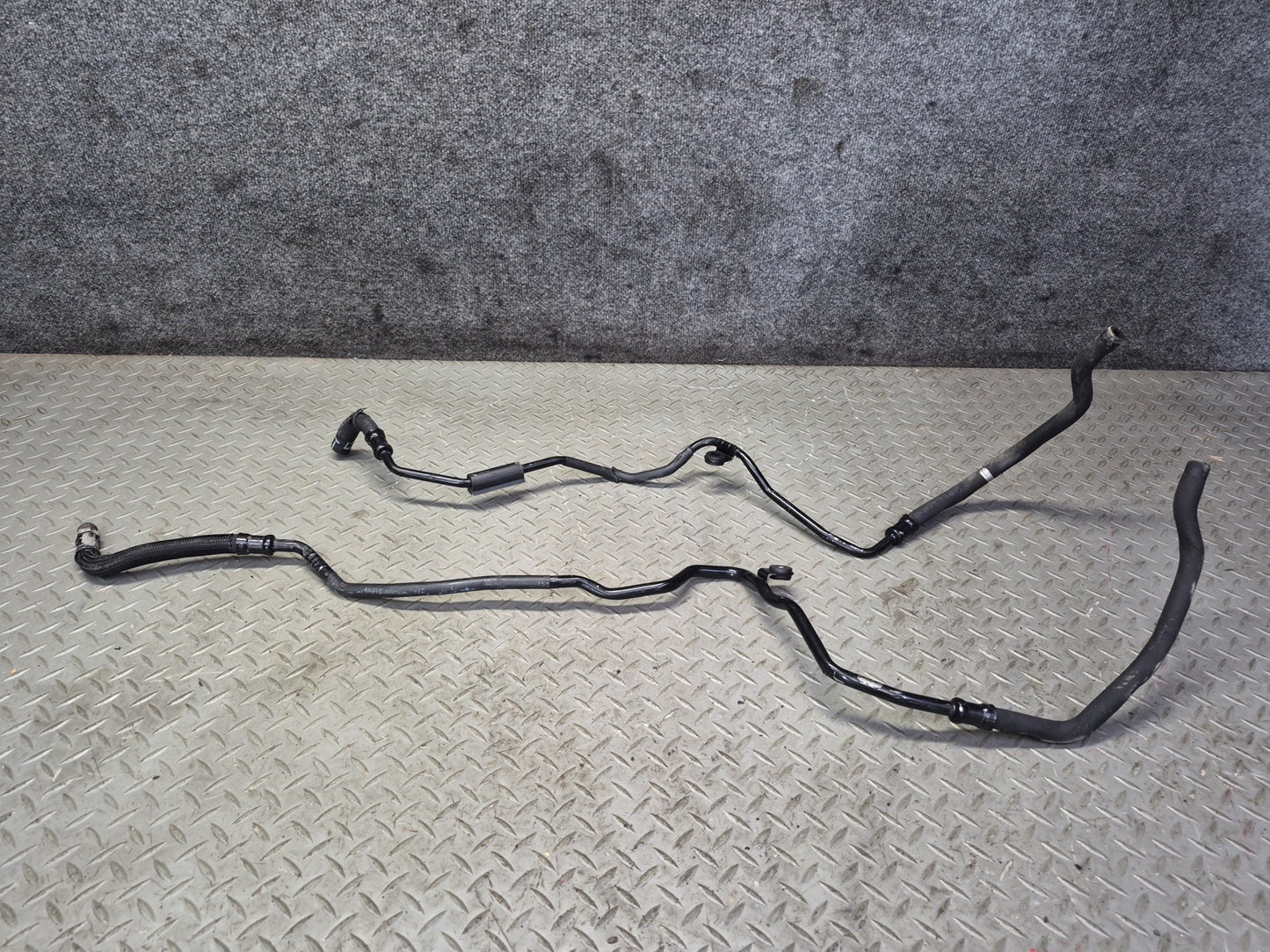 03-10 Bentley Continental GT A/T Transmission Oil Cooler Hose Pipe Line Set