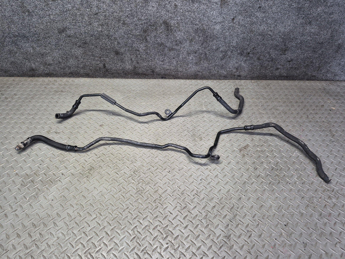 03-10 Bentley Continental GT A/T Transmission Oil Cooler Hose Pipe Line Set