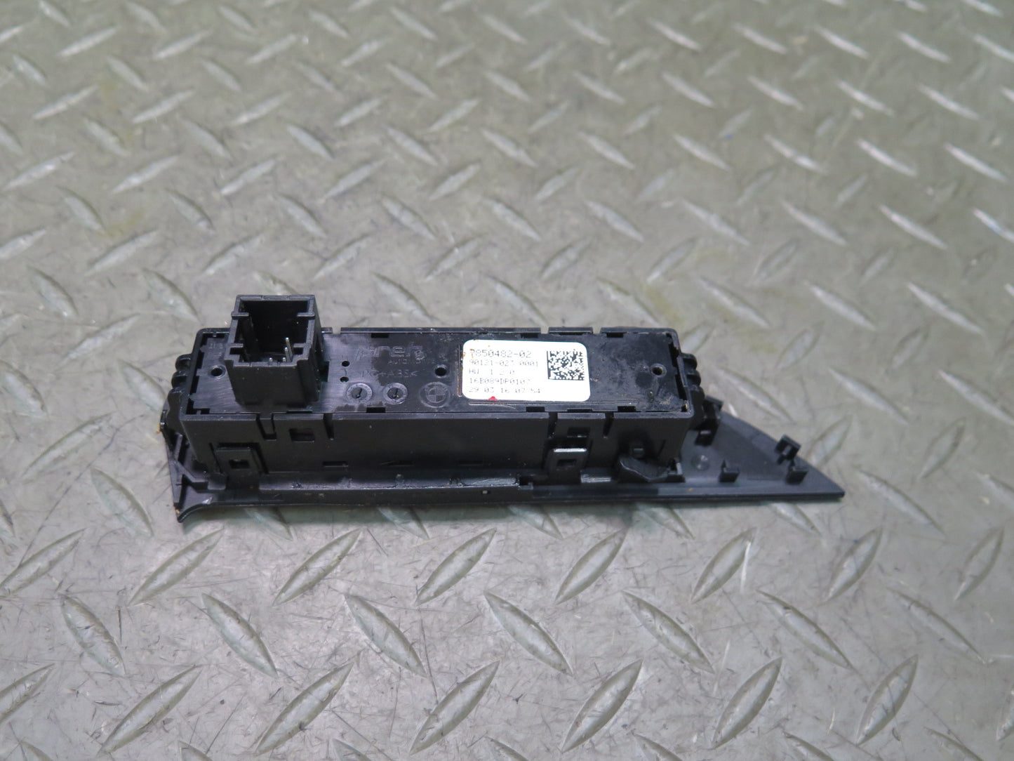 2015-2020 BMW F32 F33 F82 F83 M4  Console Traction PDC Multi Switch 7850482