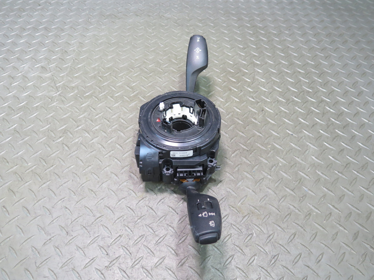 12-17 BMW F33 F82 F83 M4 Steering Column Multi Switch Clock Spring 9351143 OEM