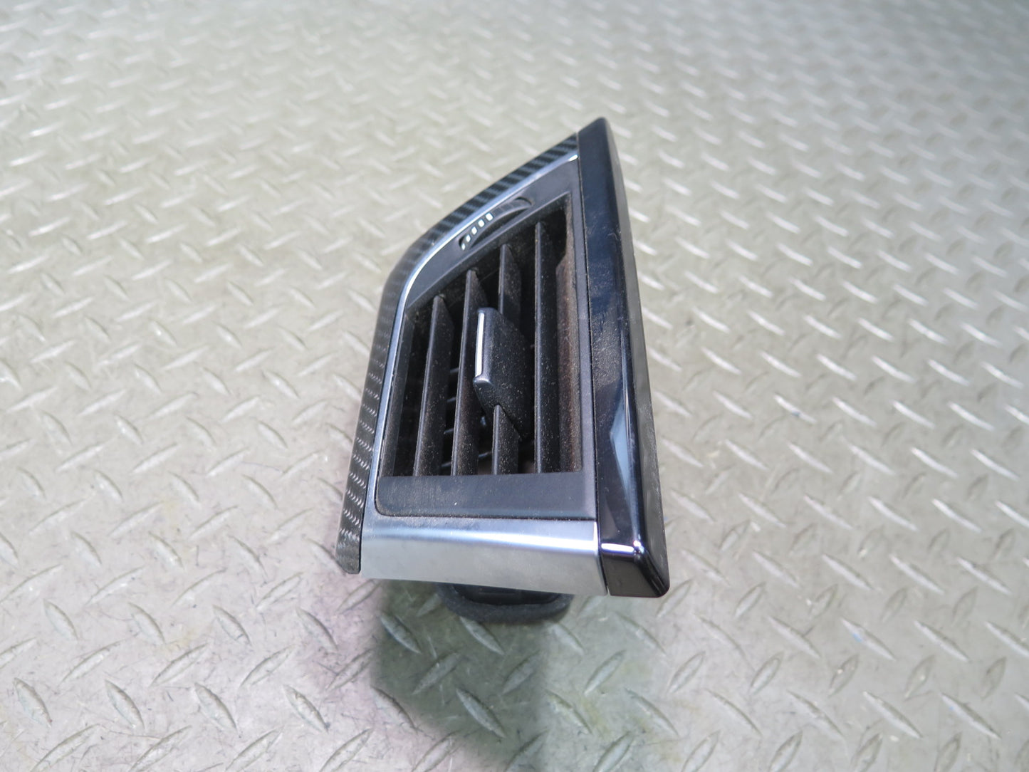 2015-2020 BMW F82 F83 M4 Left Driver A/C Air Vent Dash Grille Carbon Fiber
