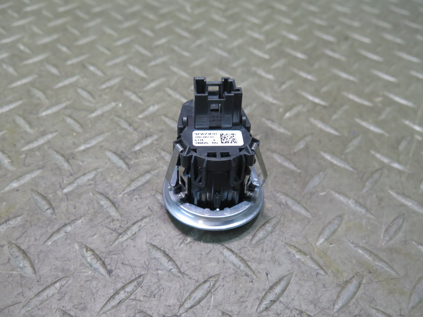 2015-2020 BMW F32 F33 F82 F83 M4 Engine Start Stop Button Switch 9250734