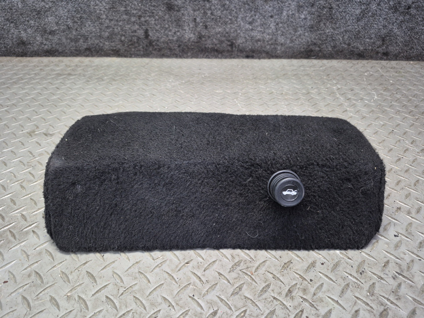 1984-1995 Porsche 928 Left & Right Side Carpet Trim Panel w Hatch Release Switch