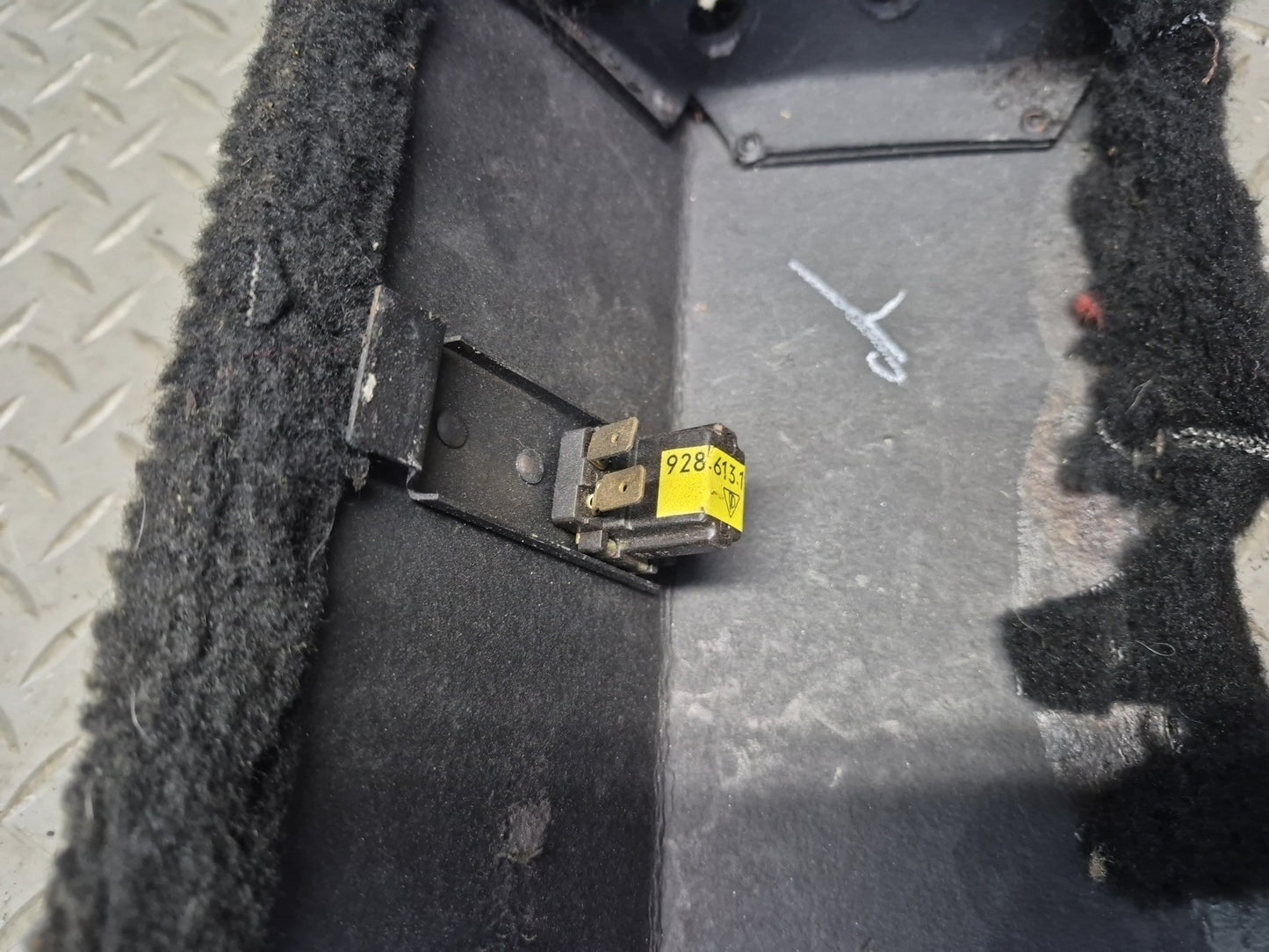 1984-1995 Porsche 928 Left & Right Side Carpet Trim Panel w Hatch Release Switch