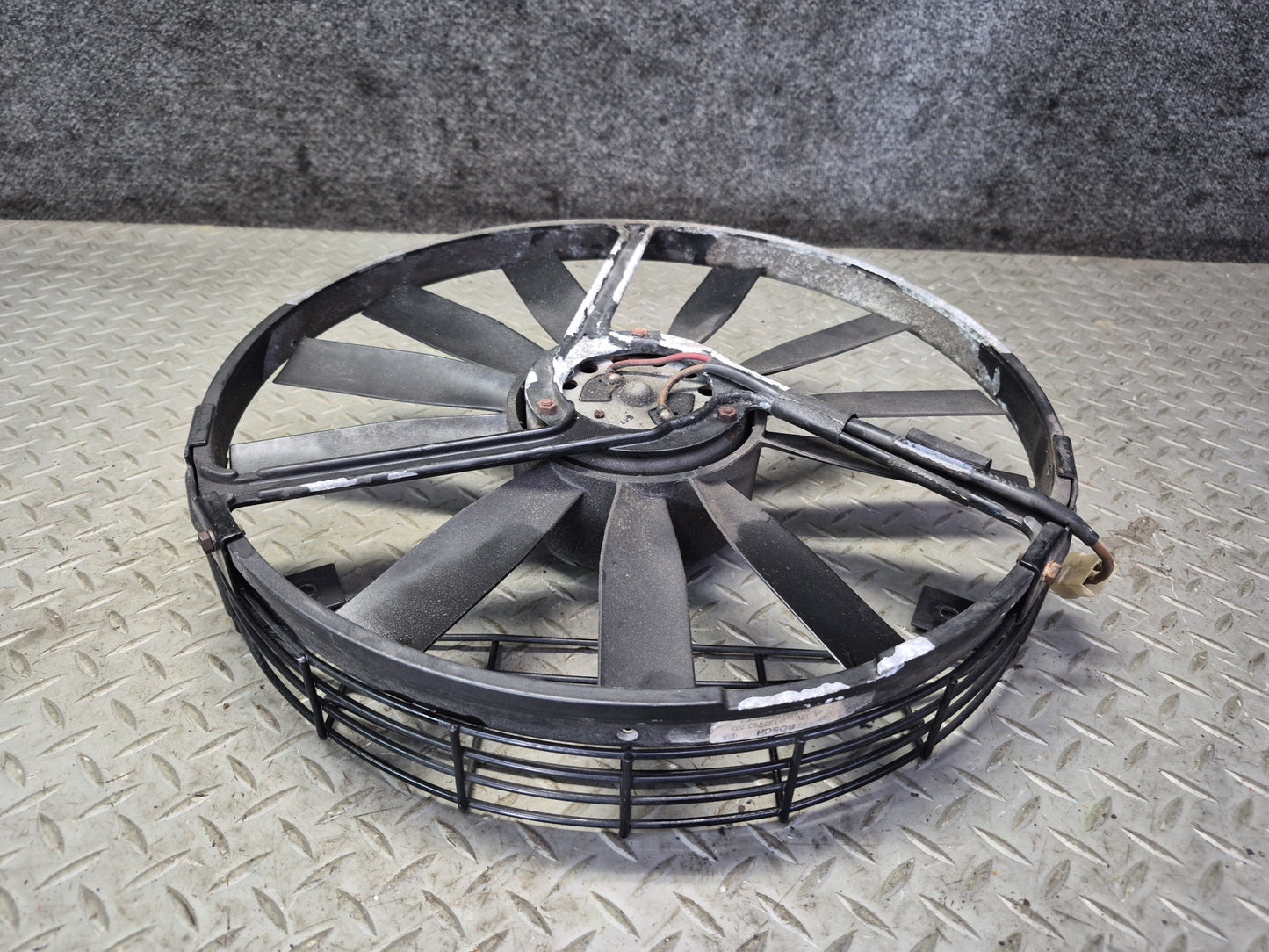 1984-1986 Porsche 928 S A/C Air Condition Condenser Cooling Fan Blade
