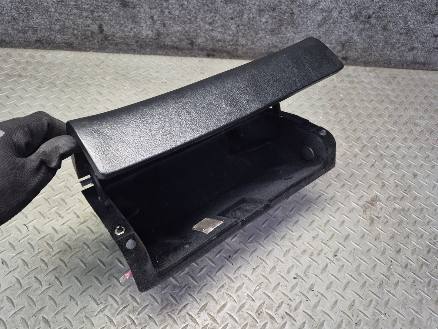 1984-1991 Porsche 928 Dash Glove Box Compartment Storage Door Lid