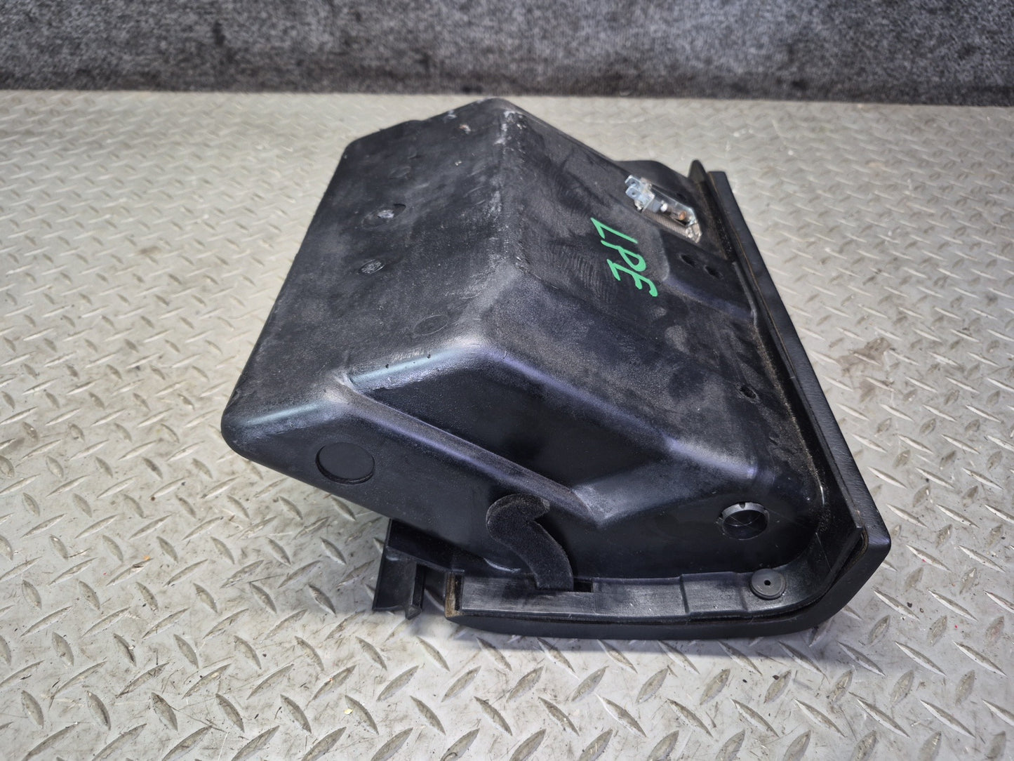 1984-1991 Porsche 928 Dash Glove Box Compartment Storage Door Lid