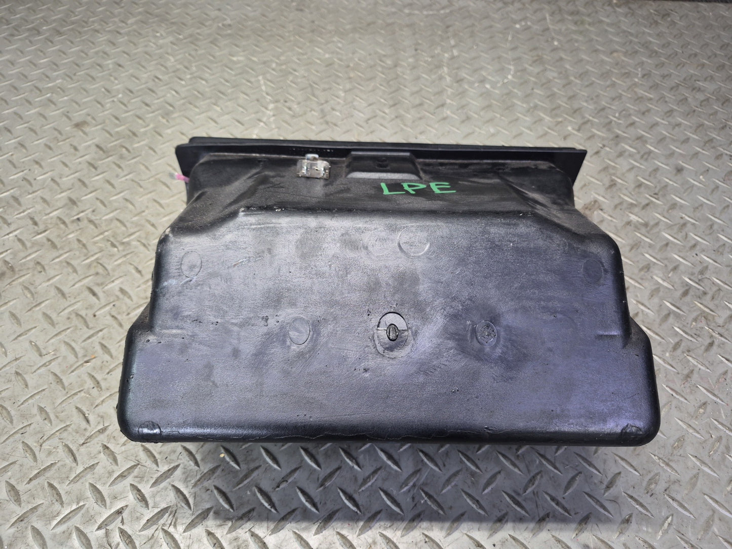 1984-1991 Porsche 928 Dash Glove Box Compartment Storage Door Lid