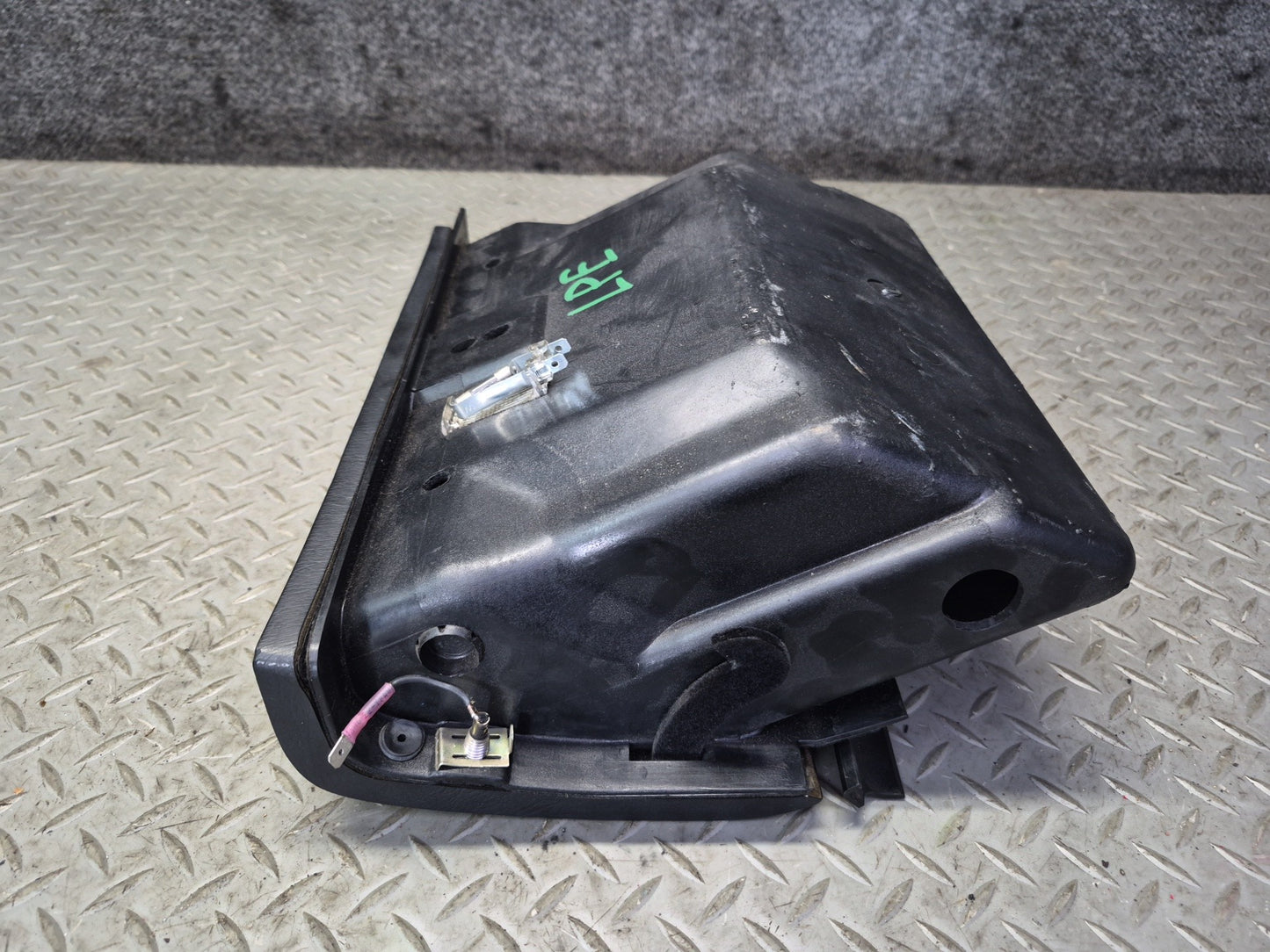 1984-1991 Porsche 928 Dash Glove Box Compartment Storage Door Lid