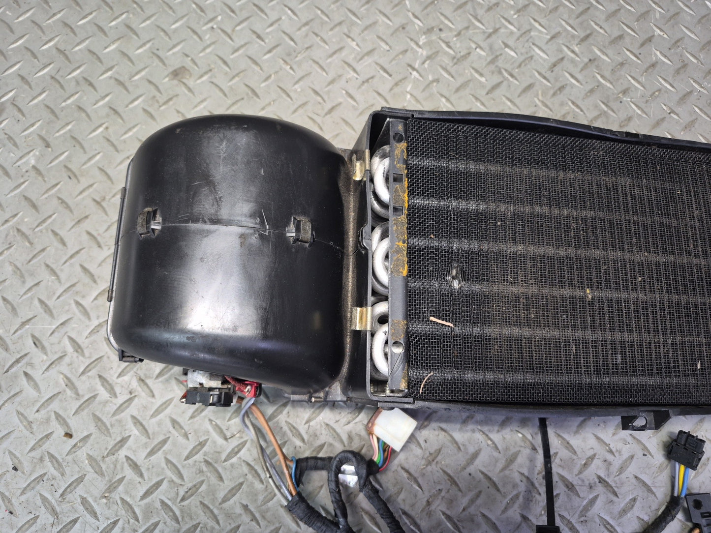 1984-1991 Porsche 928 Heater Core A/C Hvac Housing Box Assembly