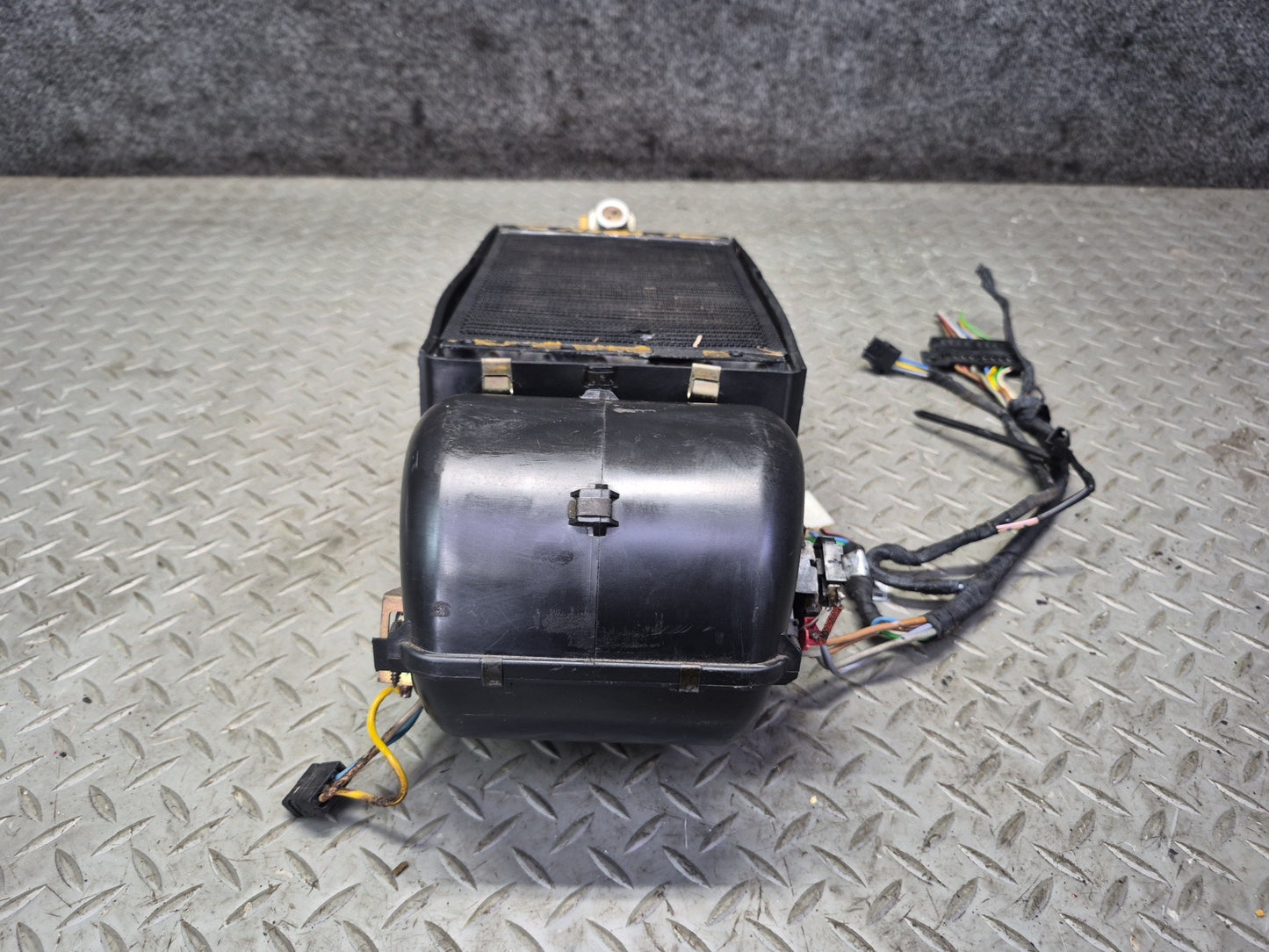 1984-1991 Porsche 928 Heater Core A/C Hvac Housing Box Assembly