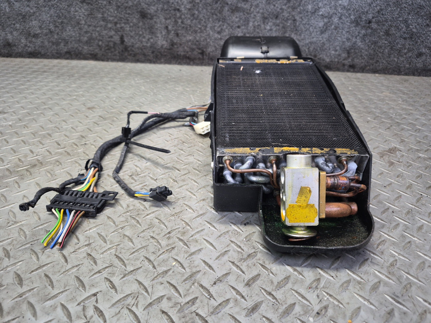 1984-1991 Porsche 928 Heater Core A/C Hvac Housing Box Assembly