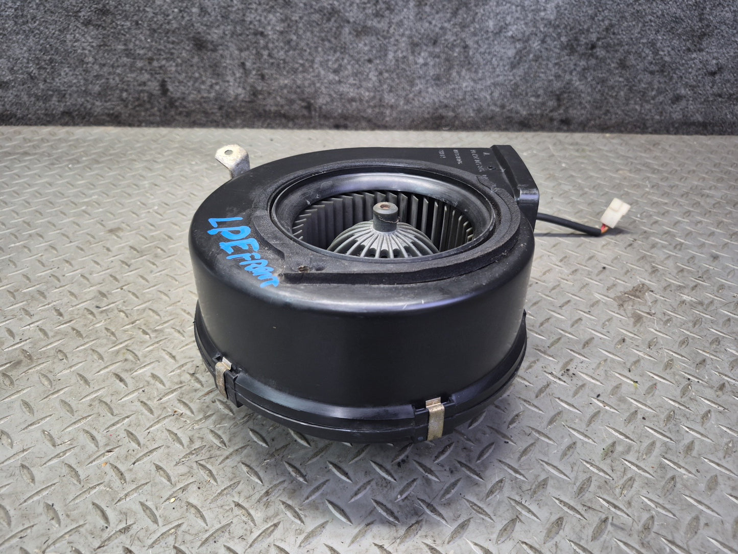 1984-1991 Porsche 928 A/C Heater Blower Motor Fan 92857426704