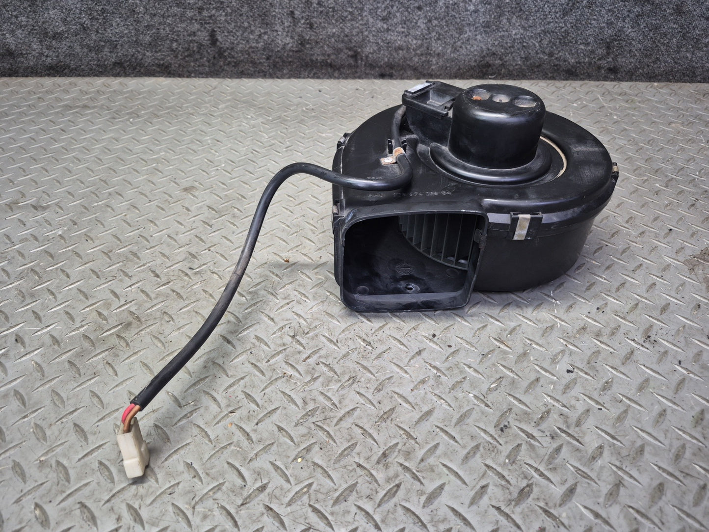 1984-1991 Porsche 928 A/C Heater Blower Motor Fan 92857426704