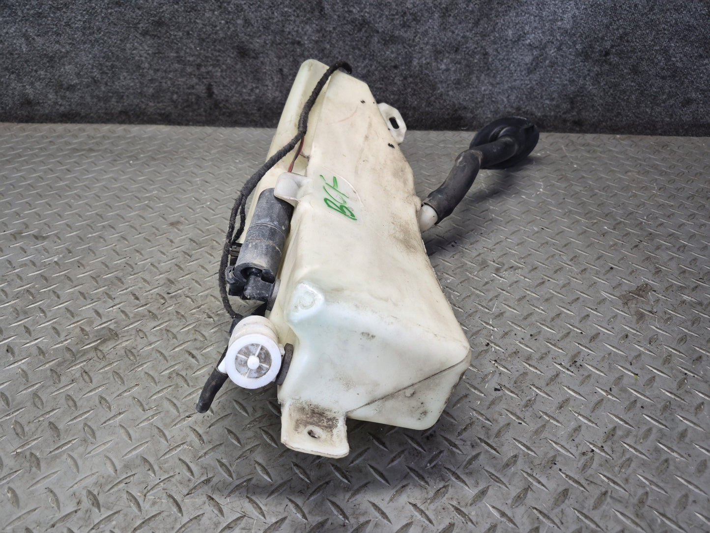 03-10 Bentley Continental GT Windshield Washer Fluid Reservoir Tank w Pump
