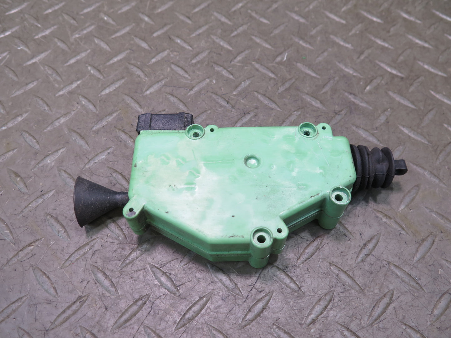 97-03 VW Eurovan T4 Door Lock Central Locking Motor Actuator 7D0959781A OEM