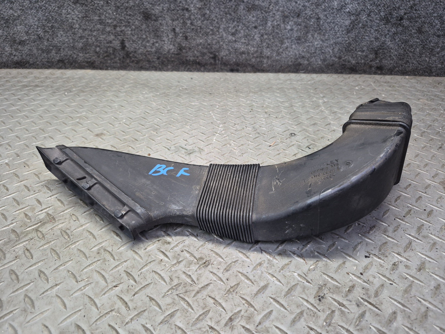 03-10 Bentley Continental GT Left & Right Air Intake Hose Pipe Line Set of 2