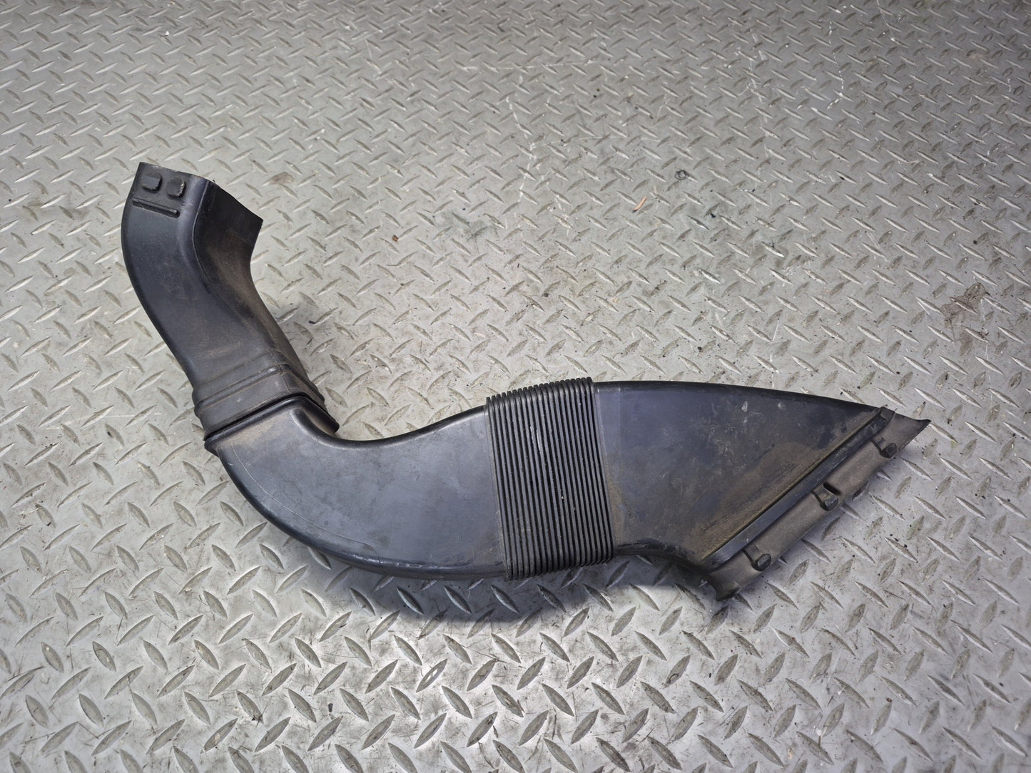 03-10 Bentley Continental GT Left & Right Air Intake Hose Pipe Line Set of 2