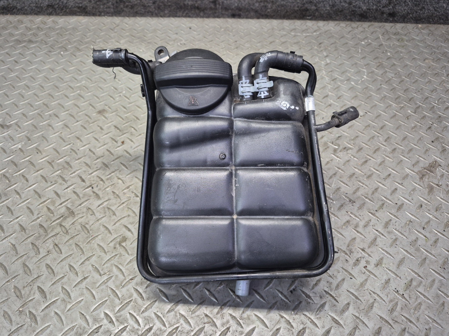 03-10 Bentley Continental GT Engine Coolant Expansion Overflow Tank 3D0121407E