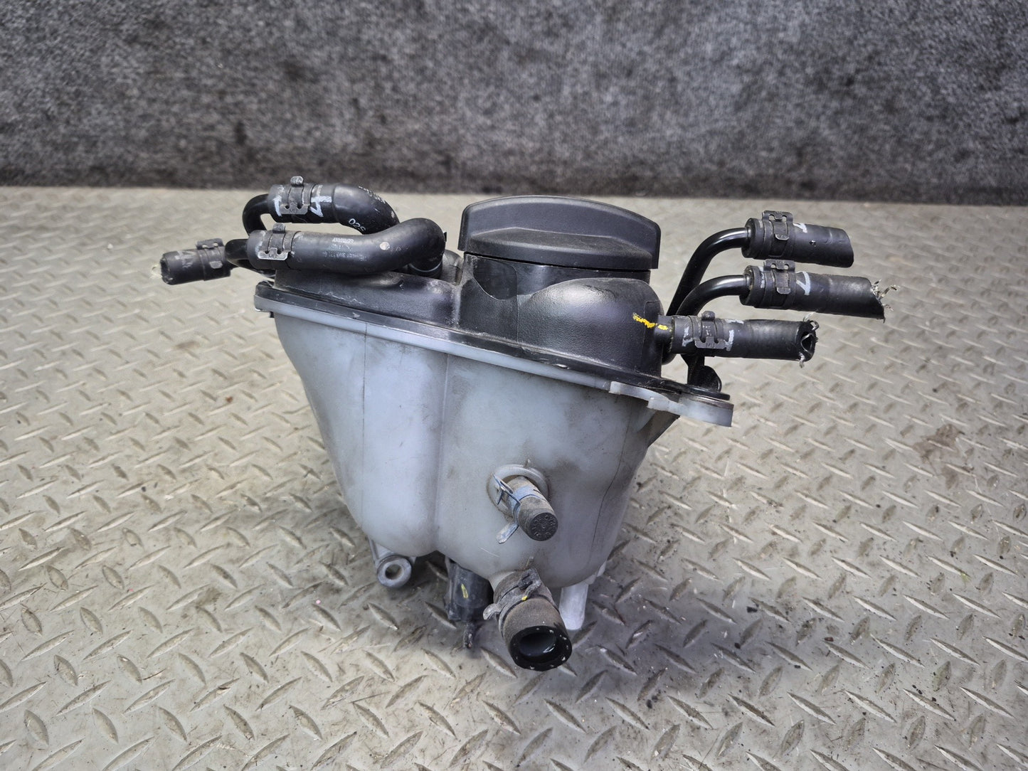 03-10 Bentley Continental GT Engine Coolant Expansion Overflow Tank 3D0121407E