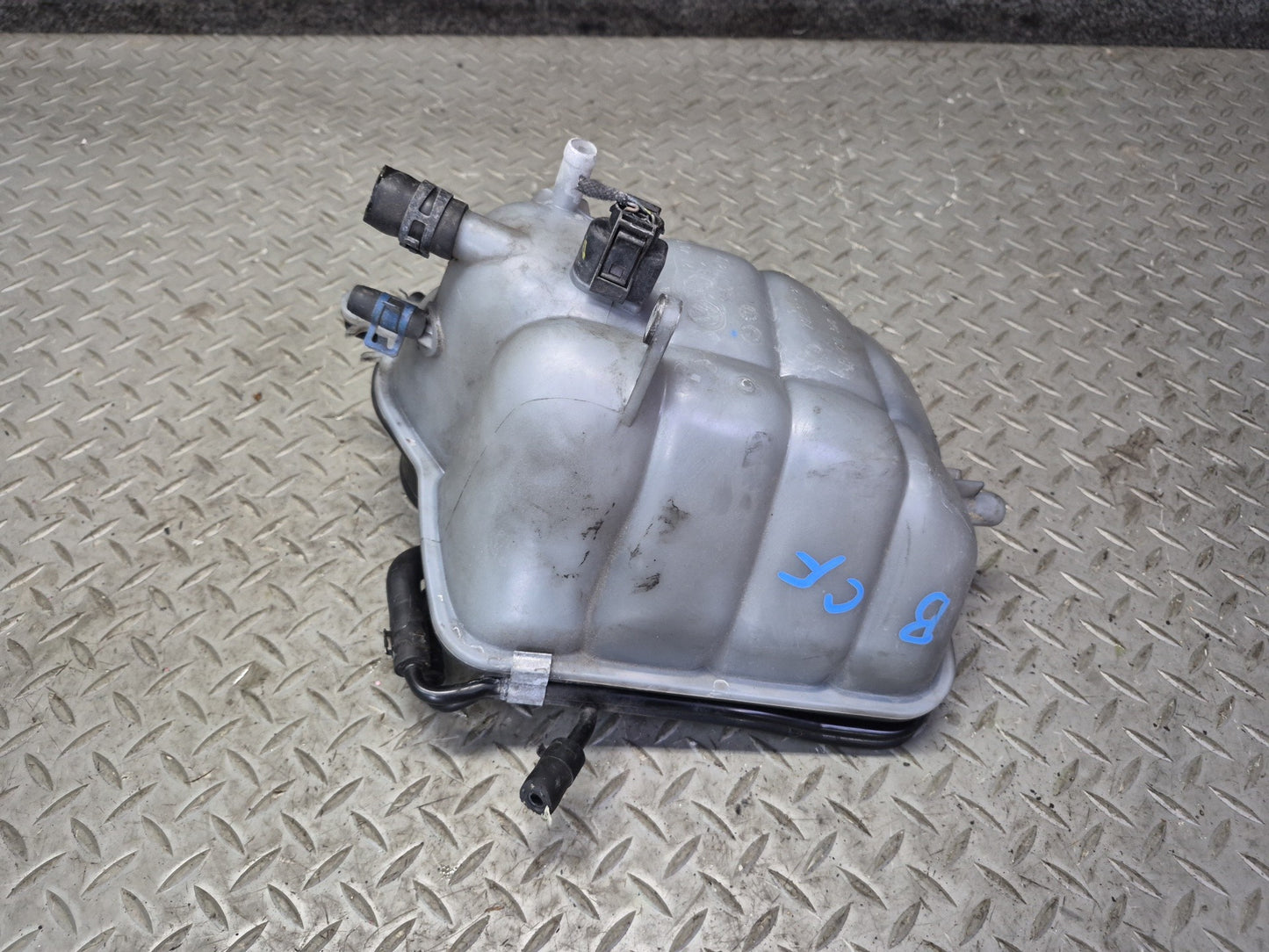 03-10 Bentley Continental GT Engine Coolant Expansion Overflow Tank 3D0121407E