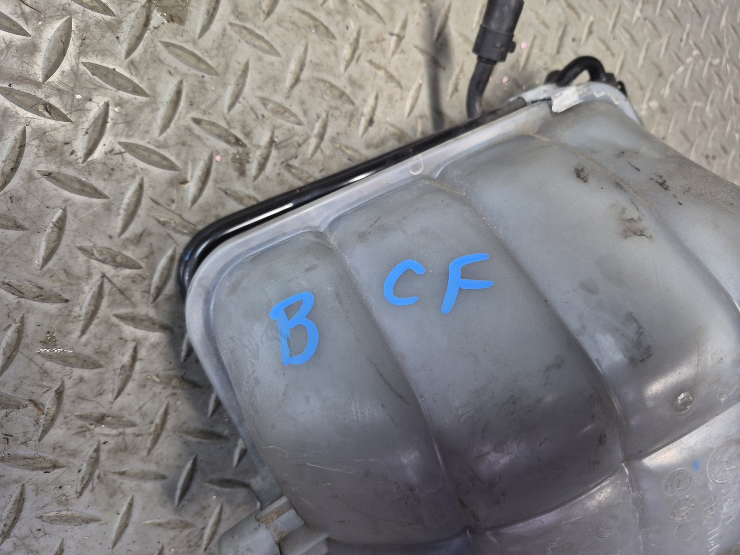 03-10 Bentley Continental GT Engine Coolant Expansion Overflow Tank 3D0121407E