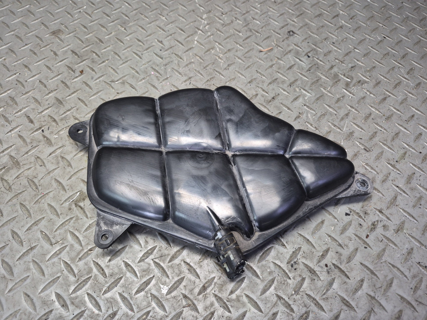 03-10 Bentley Continental GT Engine Coolant Additional Expansion Tank 3W0122407