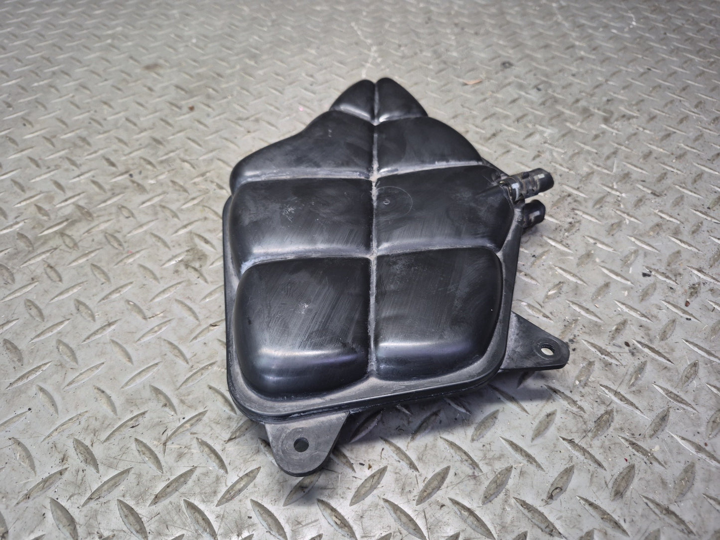 03-10 Bentley Continental GT Engine Coolant Additional Expansion Tank 3W0122407
