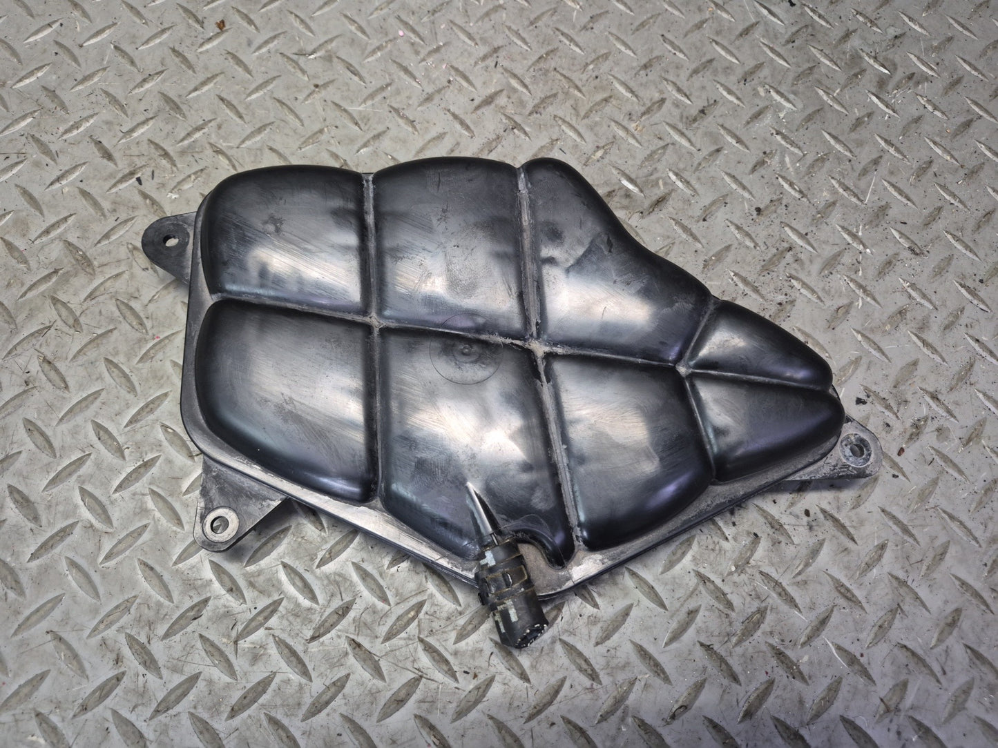 03-10 Bentley Continental GT Engine Coolant Additional Expansion Tank 3W0122407